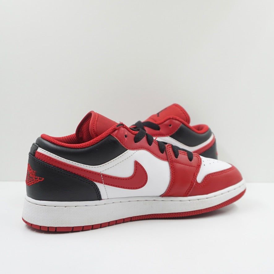Jordan 1 Low Bulls (GS)