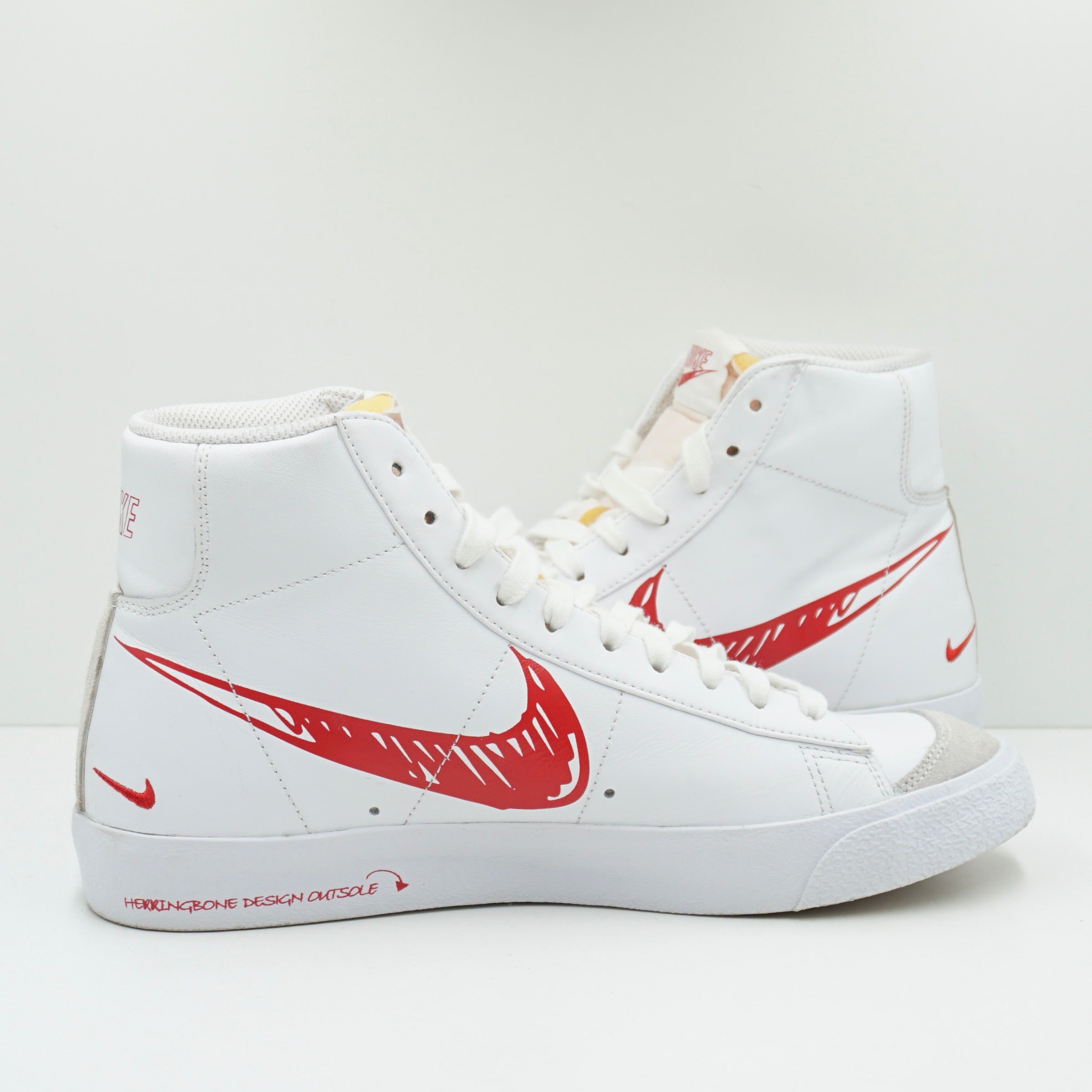 Nike Blazer Mid 77 'Sketch Red White