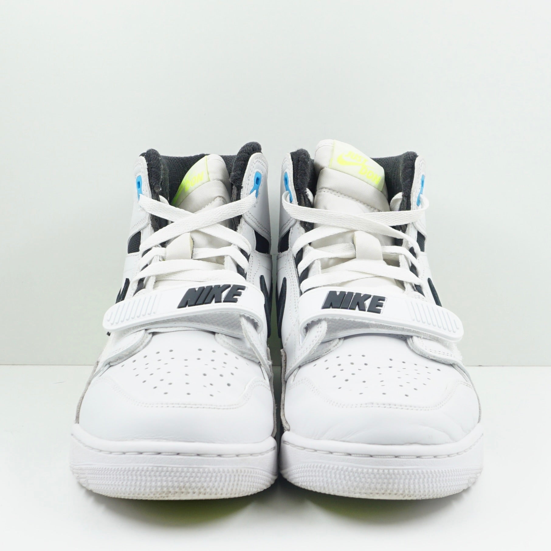 Jordan Legacy 312 Command Force Volt