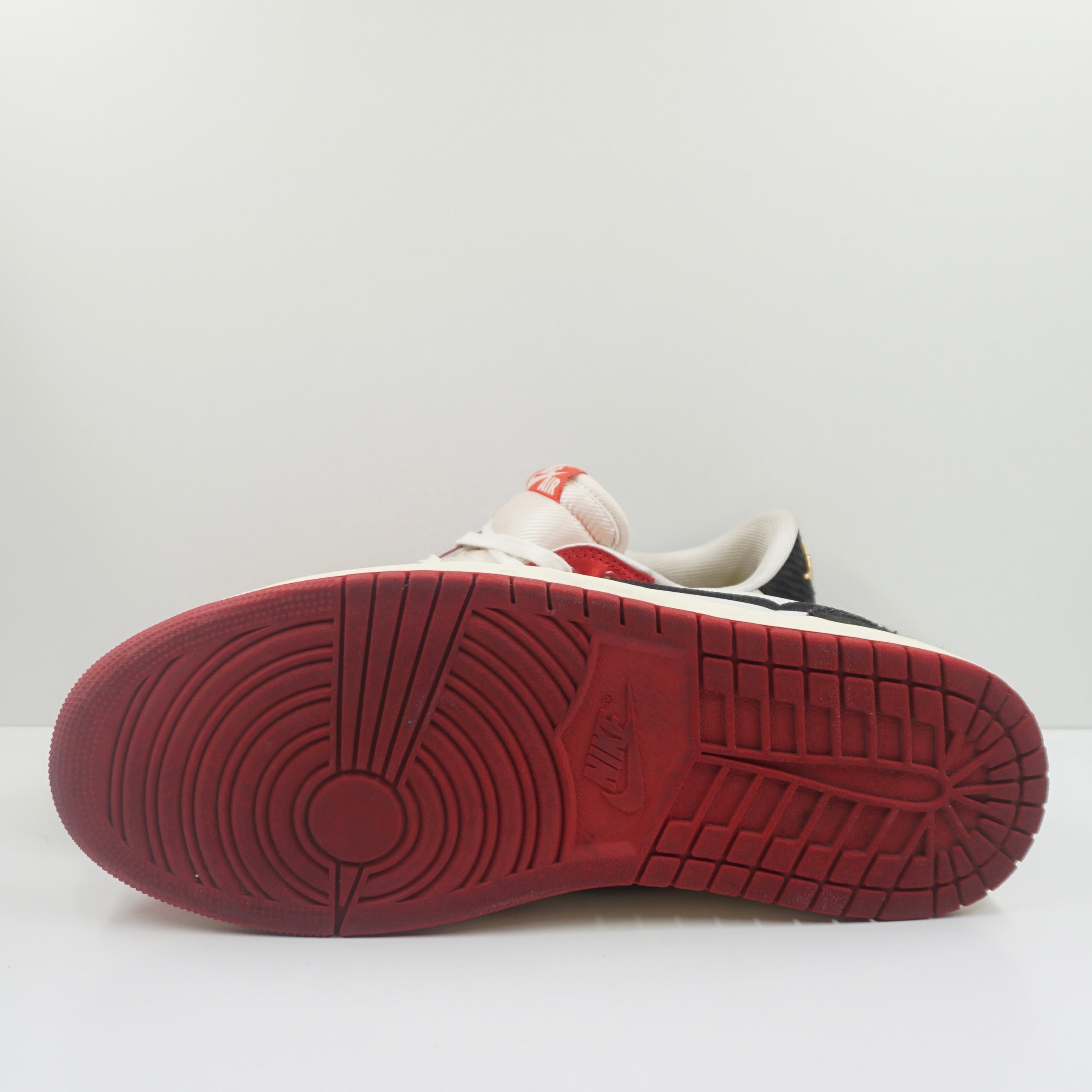 Jordan 1 Retro Low Trophy Room Rookie Card Away