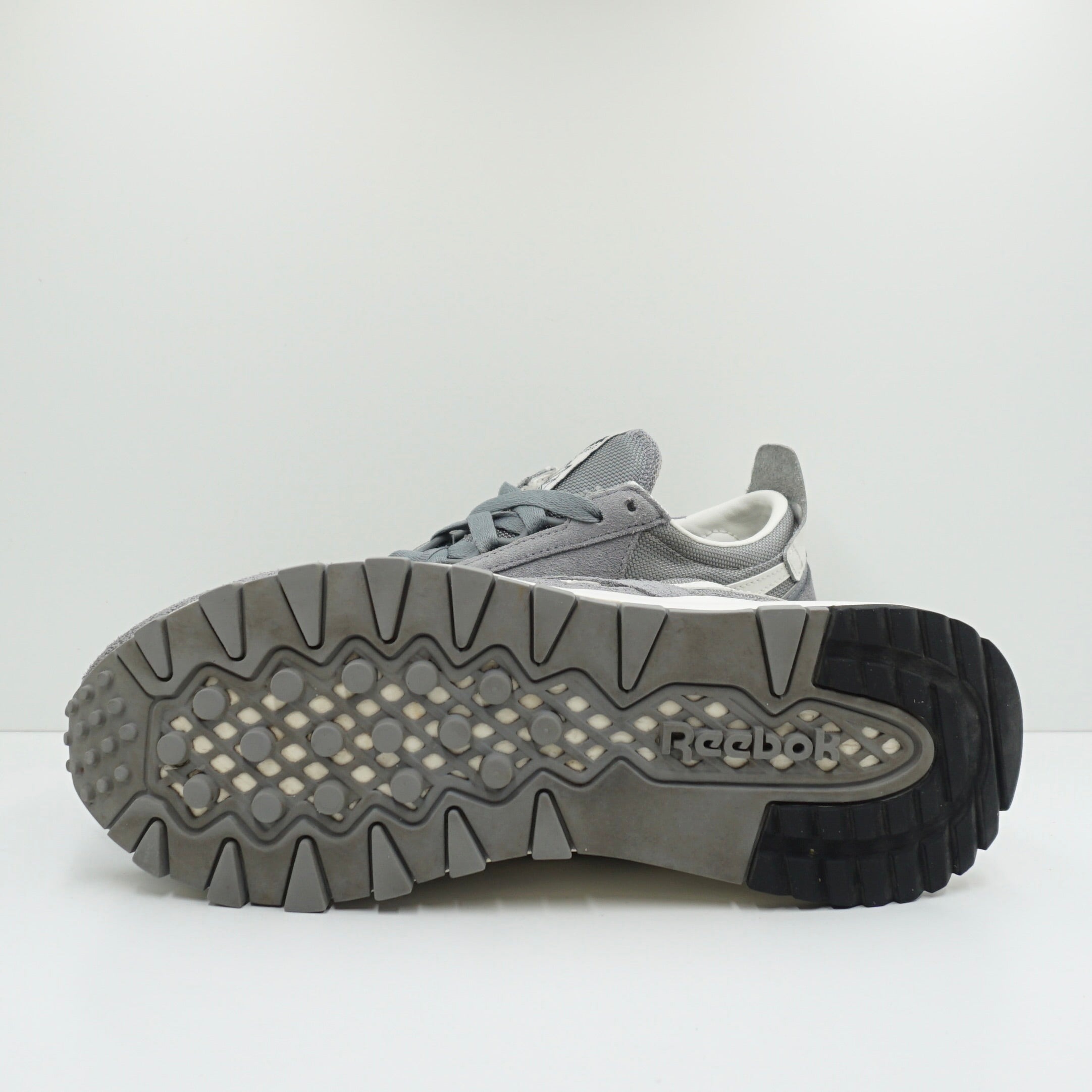 Reebok CL legacy Grey White