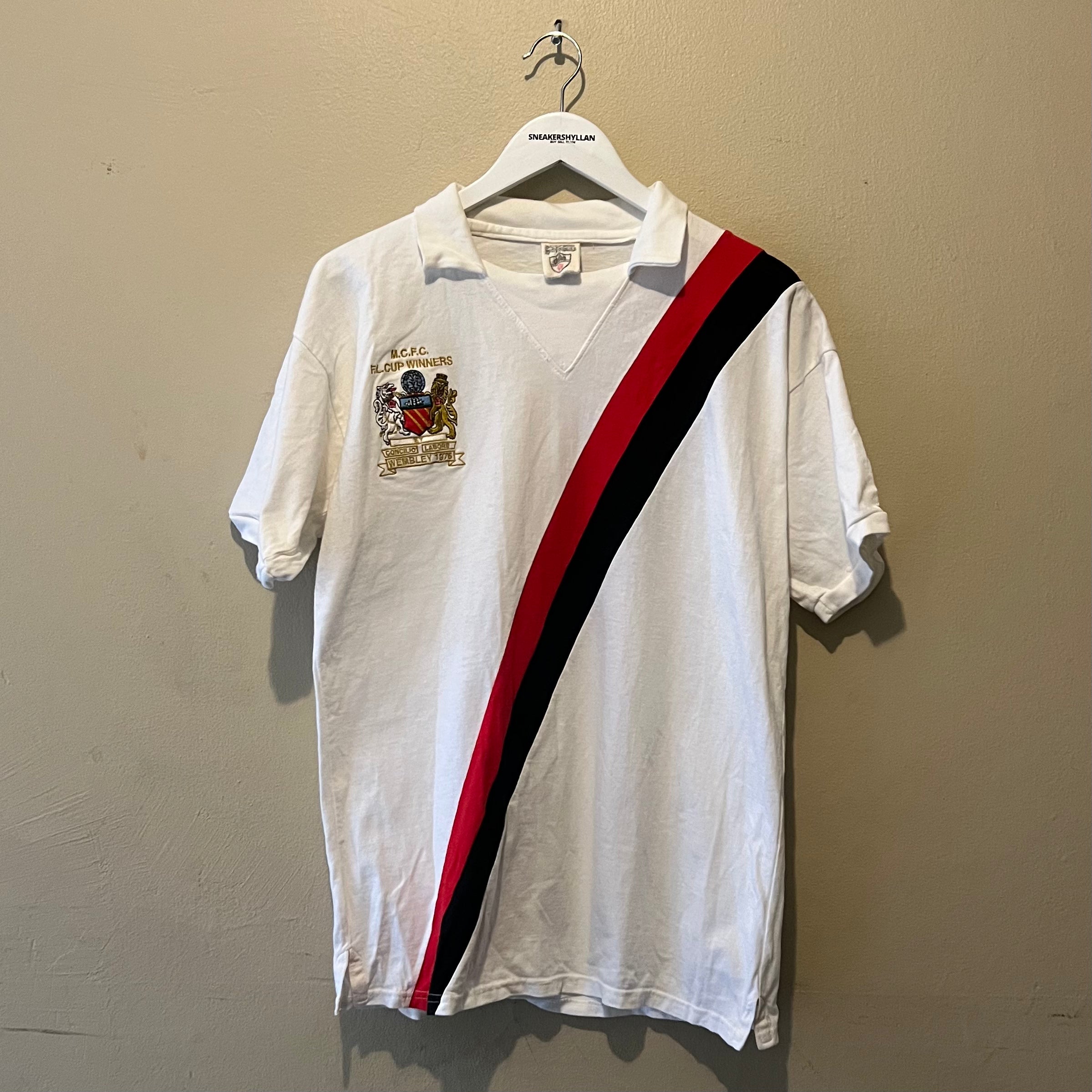 Score Draw Manchester City 1976 Football League Cup Winners Retro Tshirt