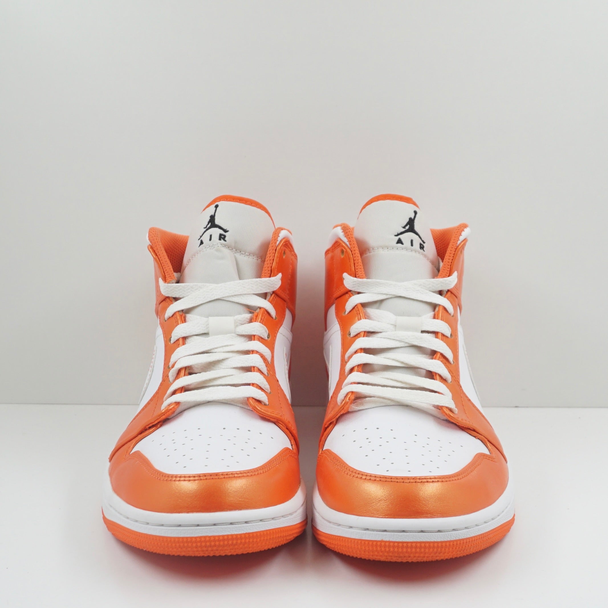 Jordan 1 Mid Metallic Orange