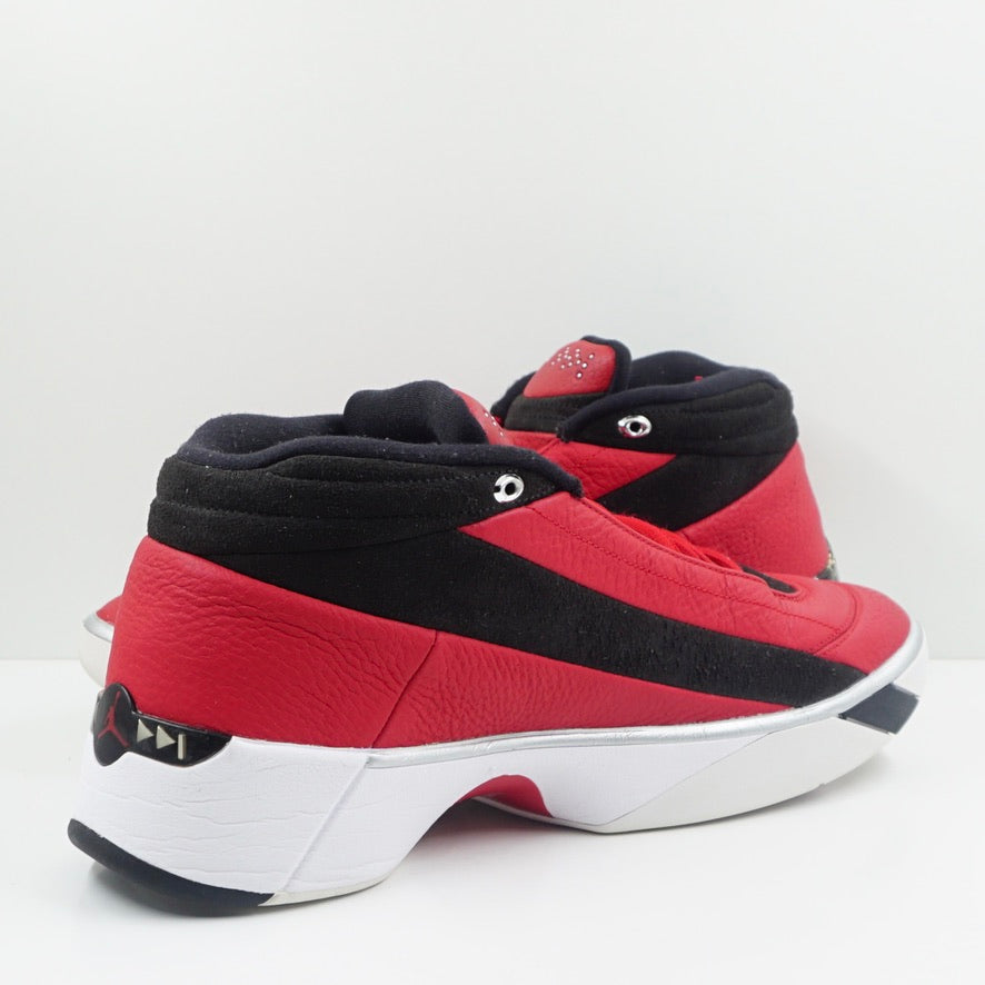 Jordan Team Showcase Gym Red Black