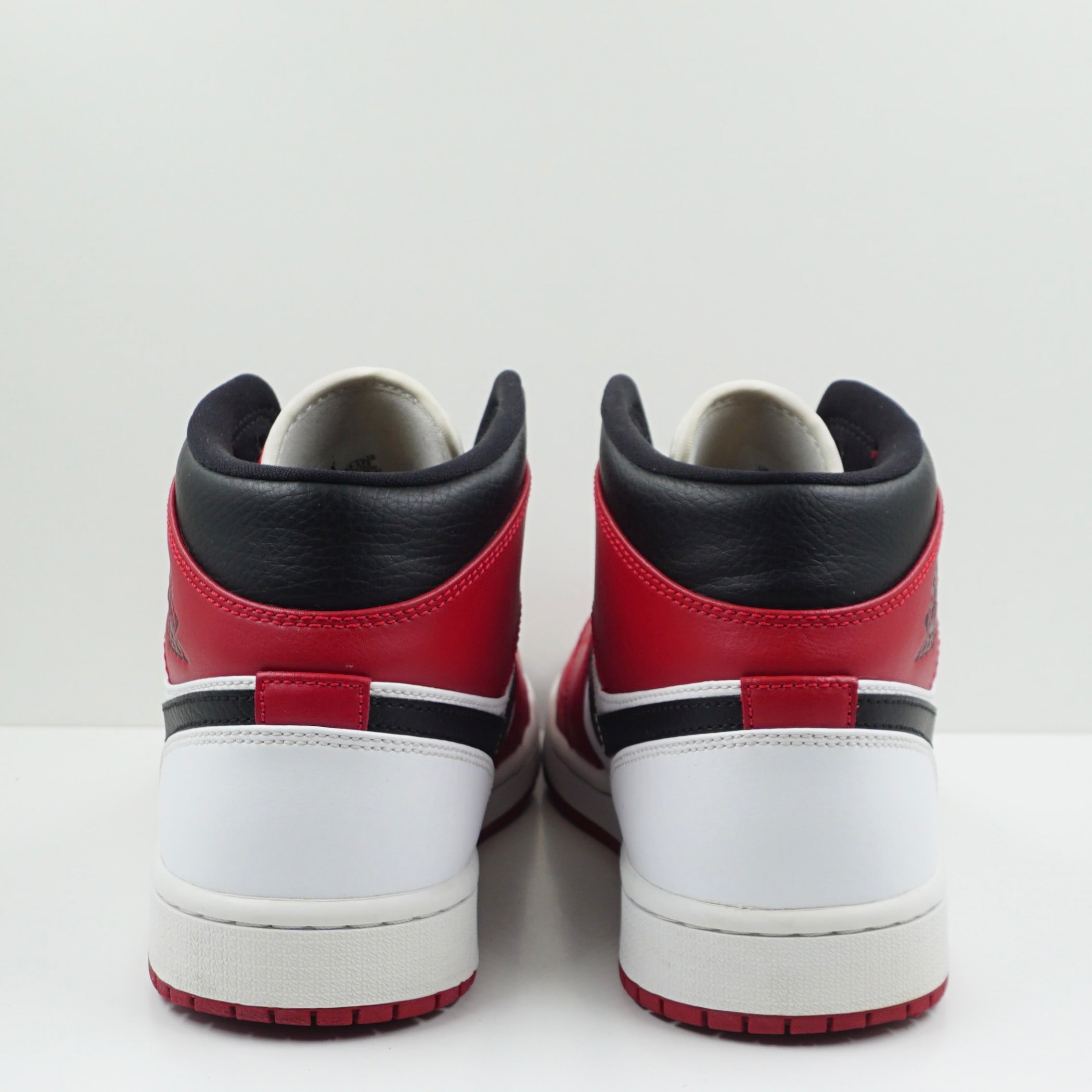 Jordan 1 Mid Chicago (2020)