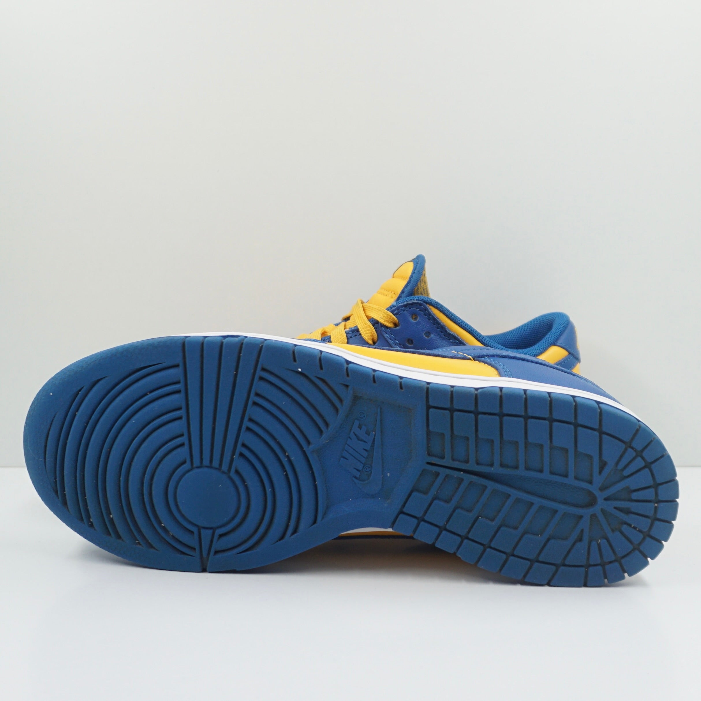 Nike Dunk Low UCLA