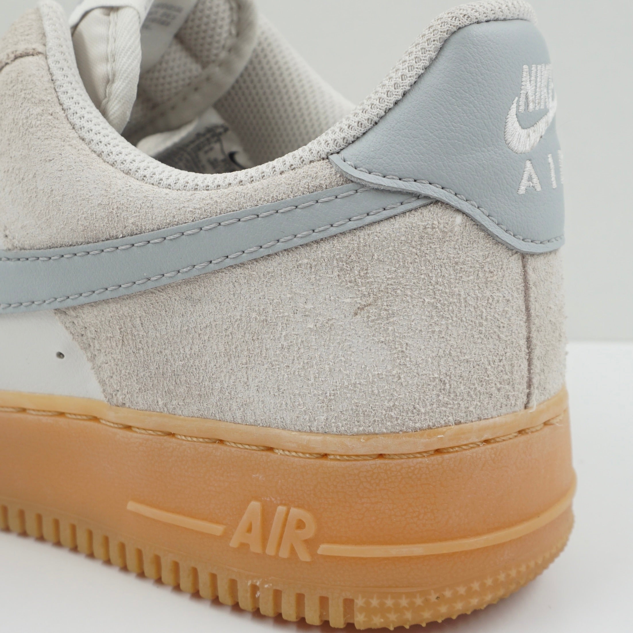 Nike Air Force 1 Low '07 LV8 Phantom Light Smoke Gum