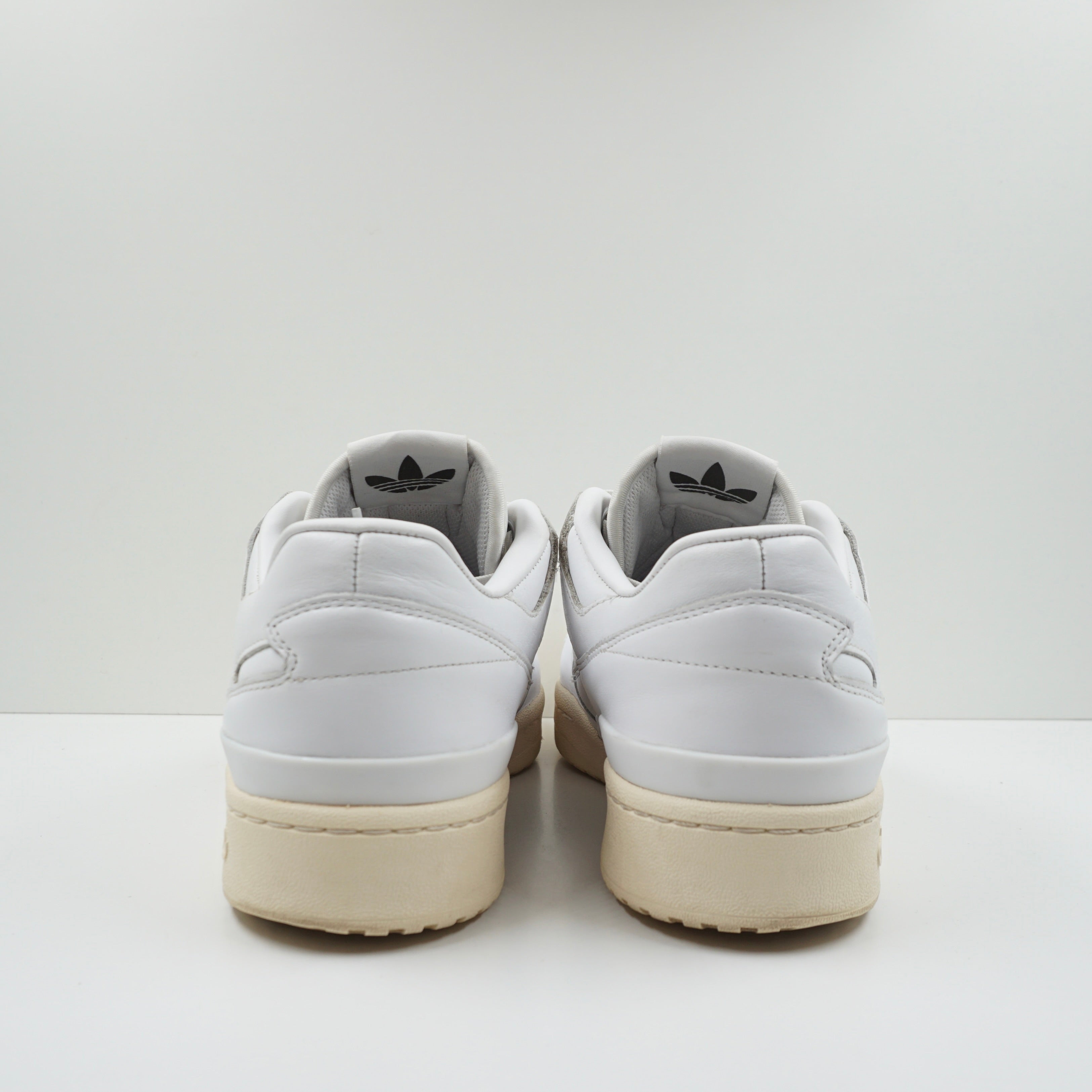 Adidas Forum 84 Low ADV No Stripes