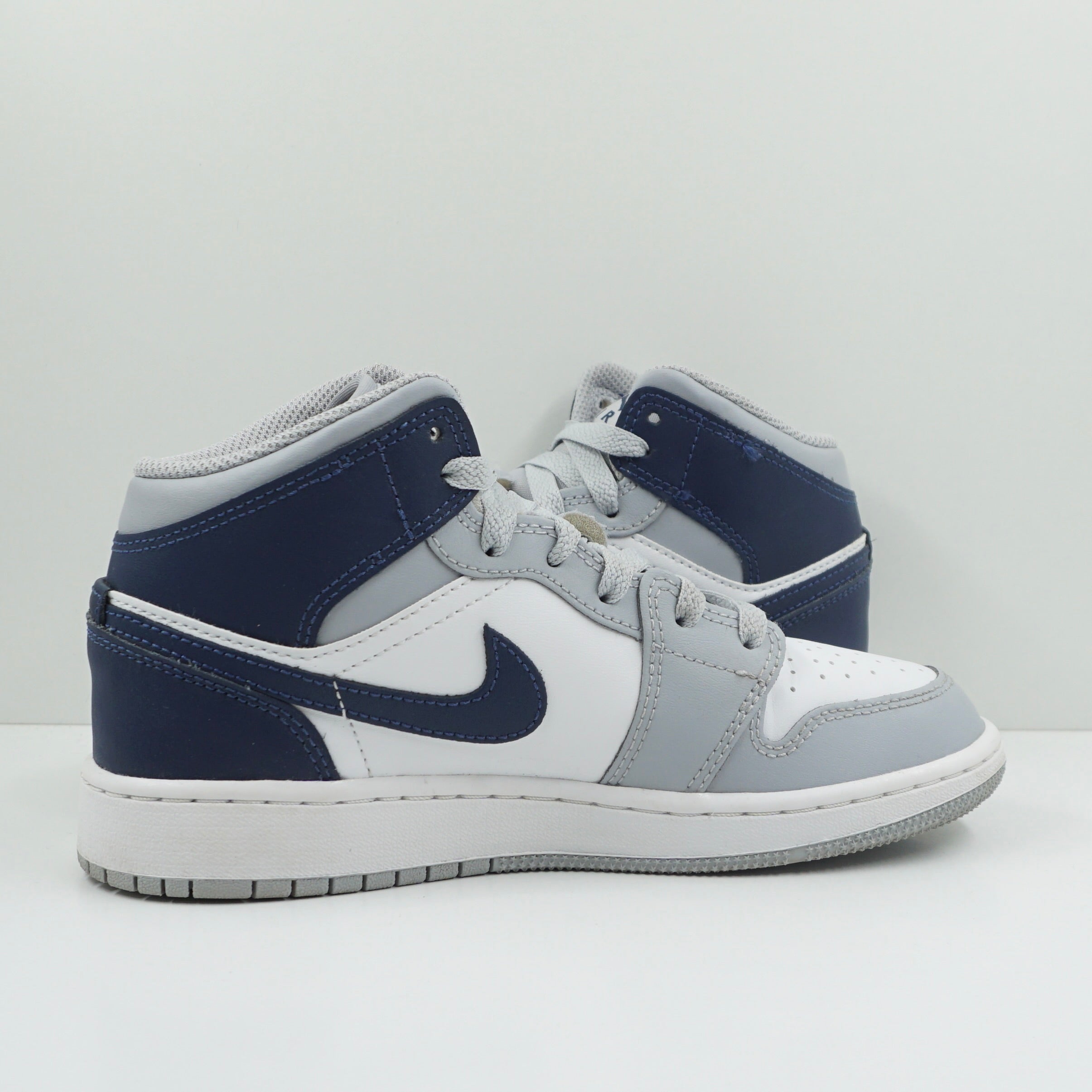 Jordan 1 Mid Wolf Grey Midnight Navy (GS)
