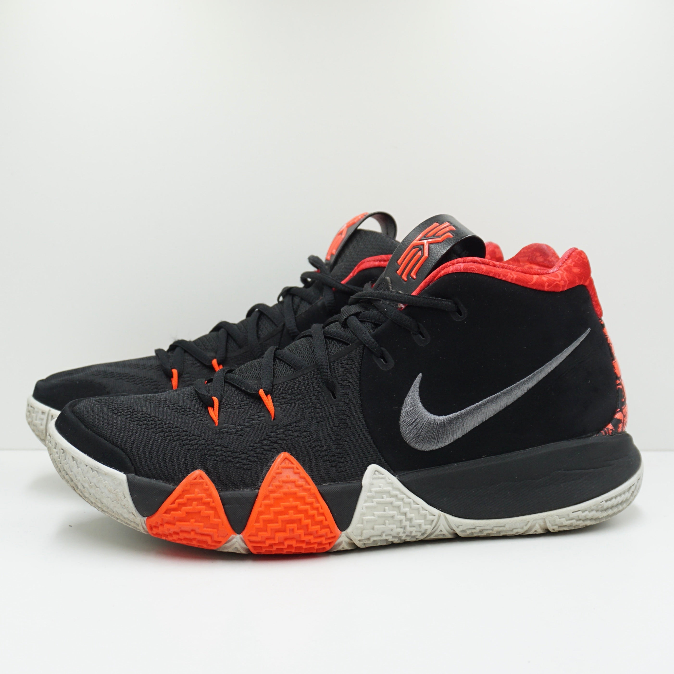 Nike Kyrie 4 Think 16