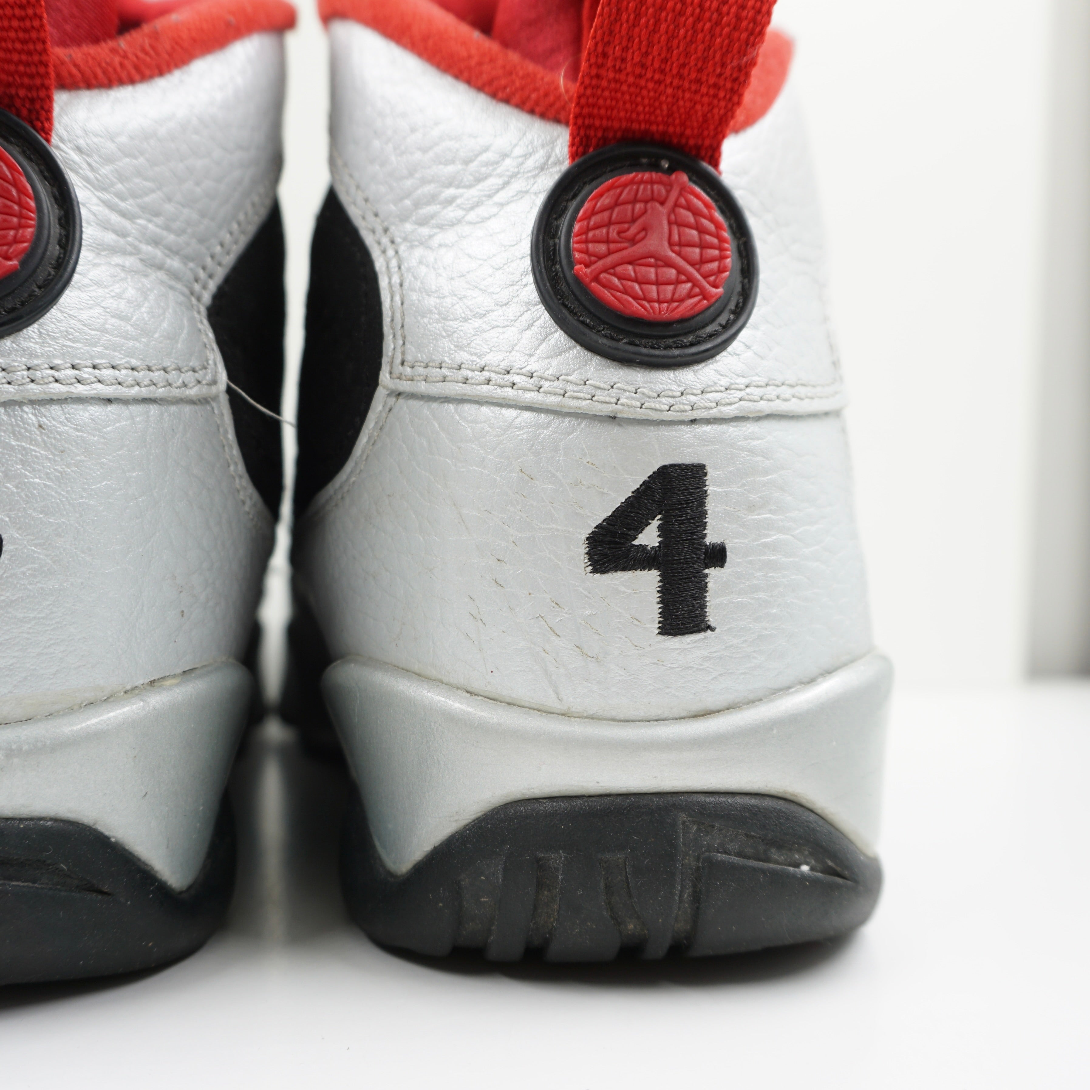 Jordan 9 Retro Johnny Kilroy