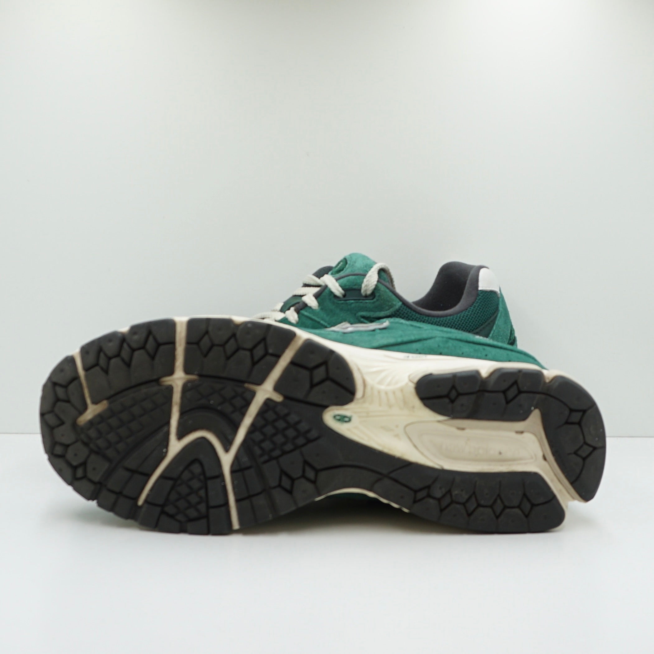 New Balance 2002R Nightwatch Green