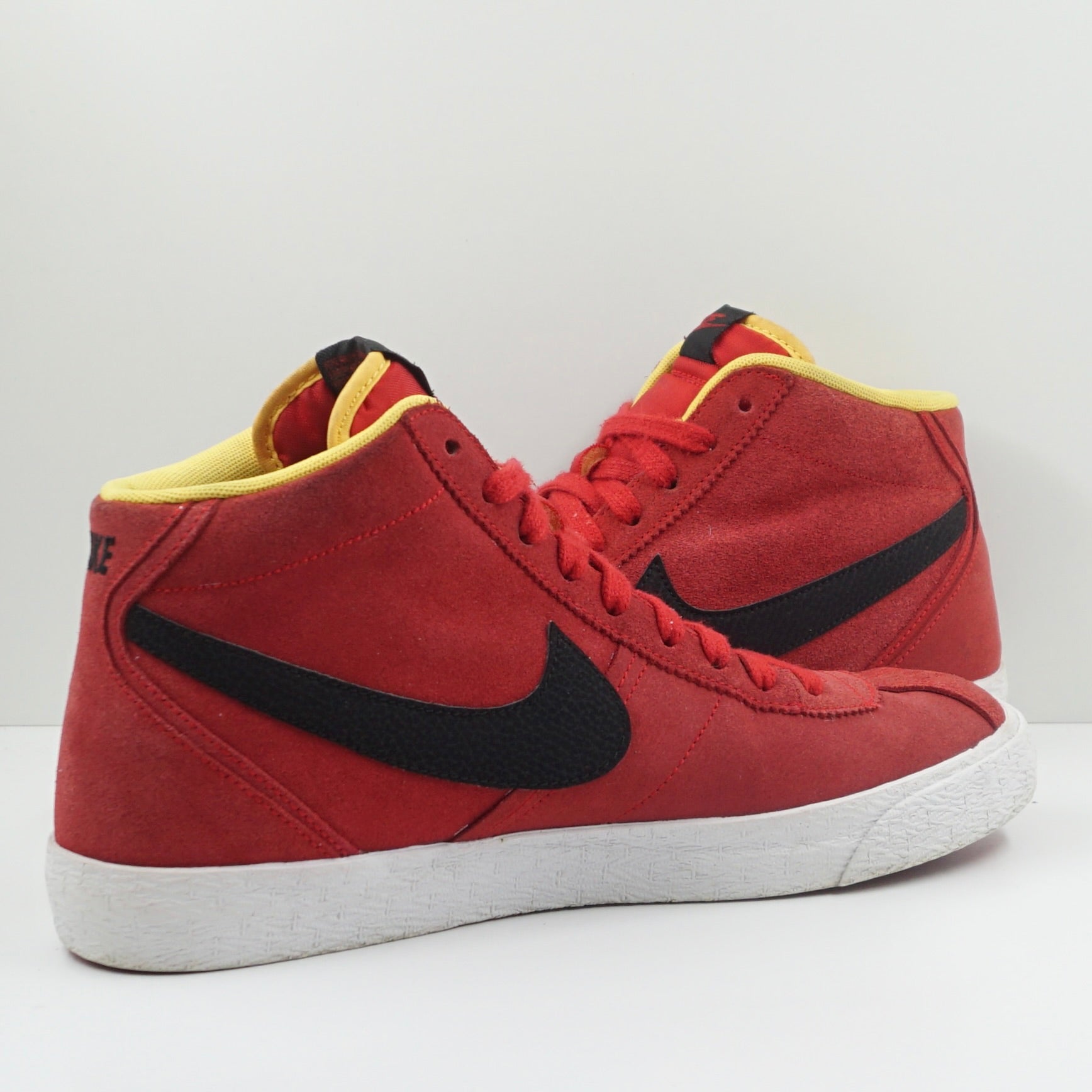 Nike Bruin Mid Gym Red (2012)