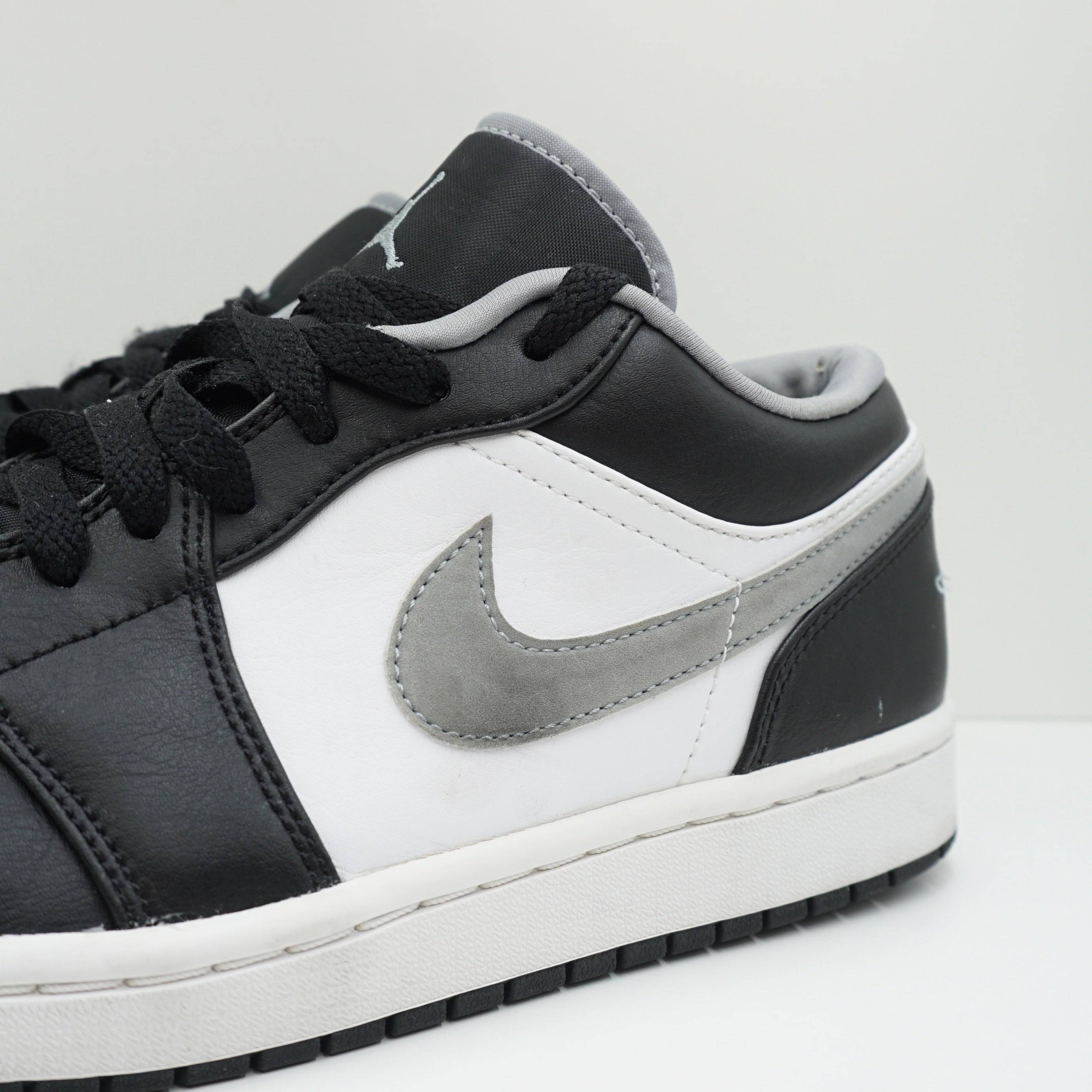 Jordan 1 Low Black White Grey