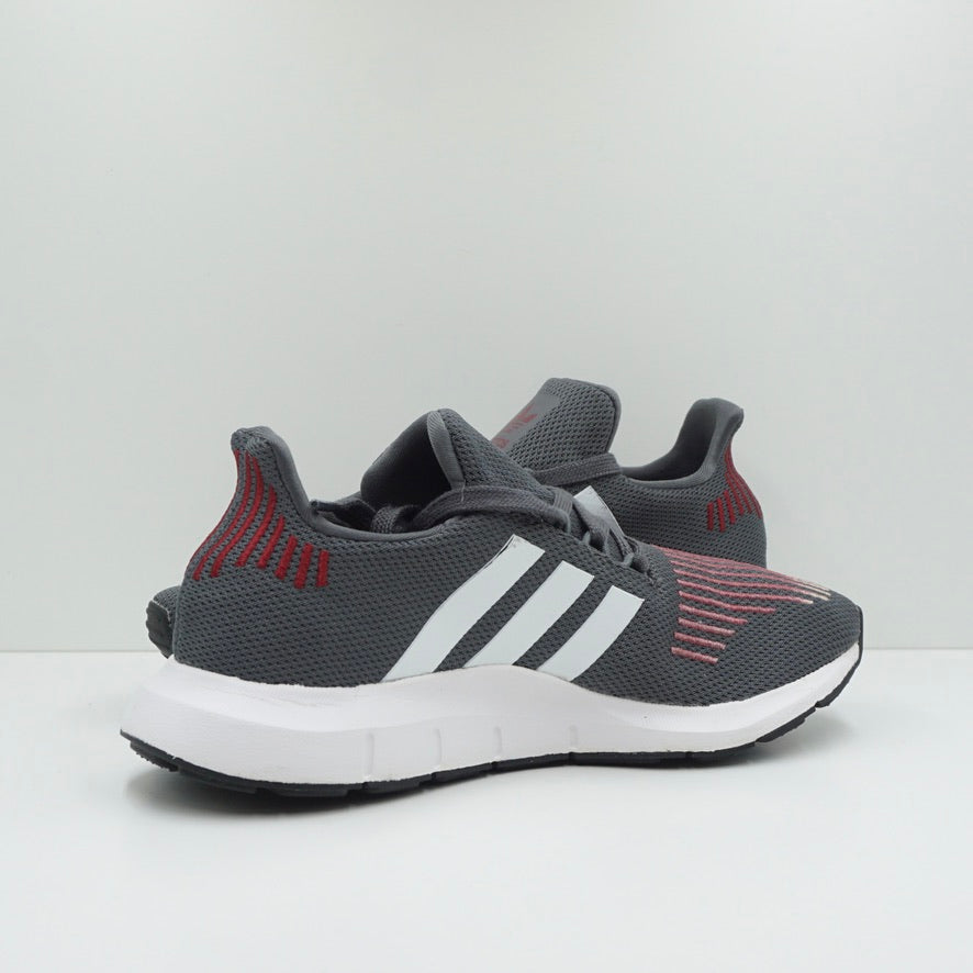 Adidas Swift Run Grey