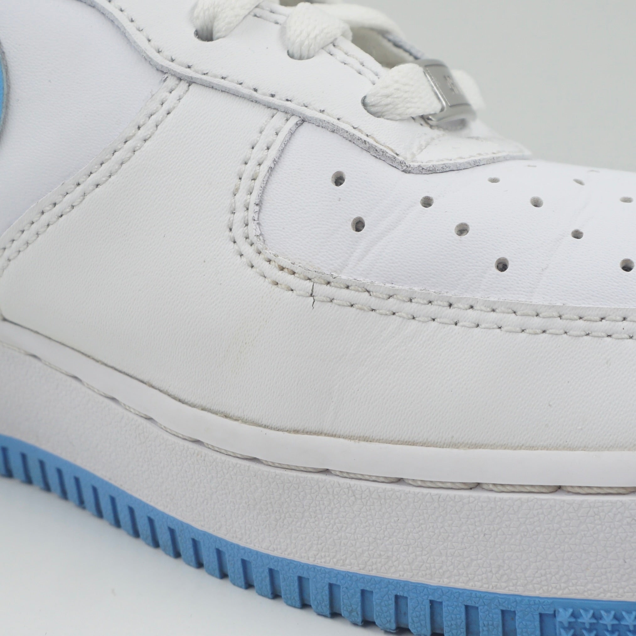 Nike Air Force 1 '07 Low White University Blue Sole