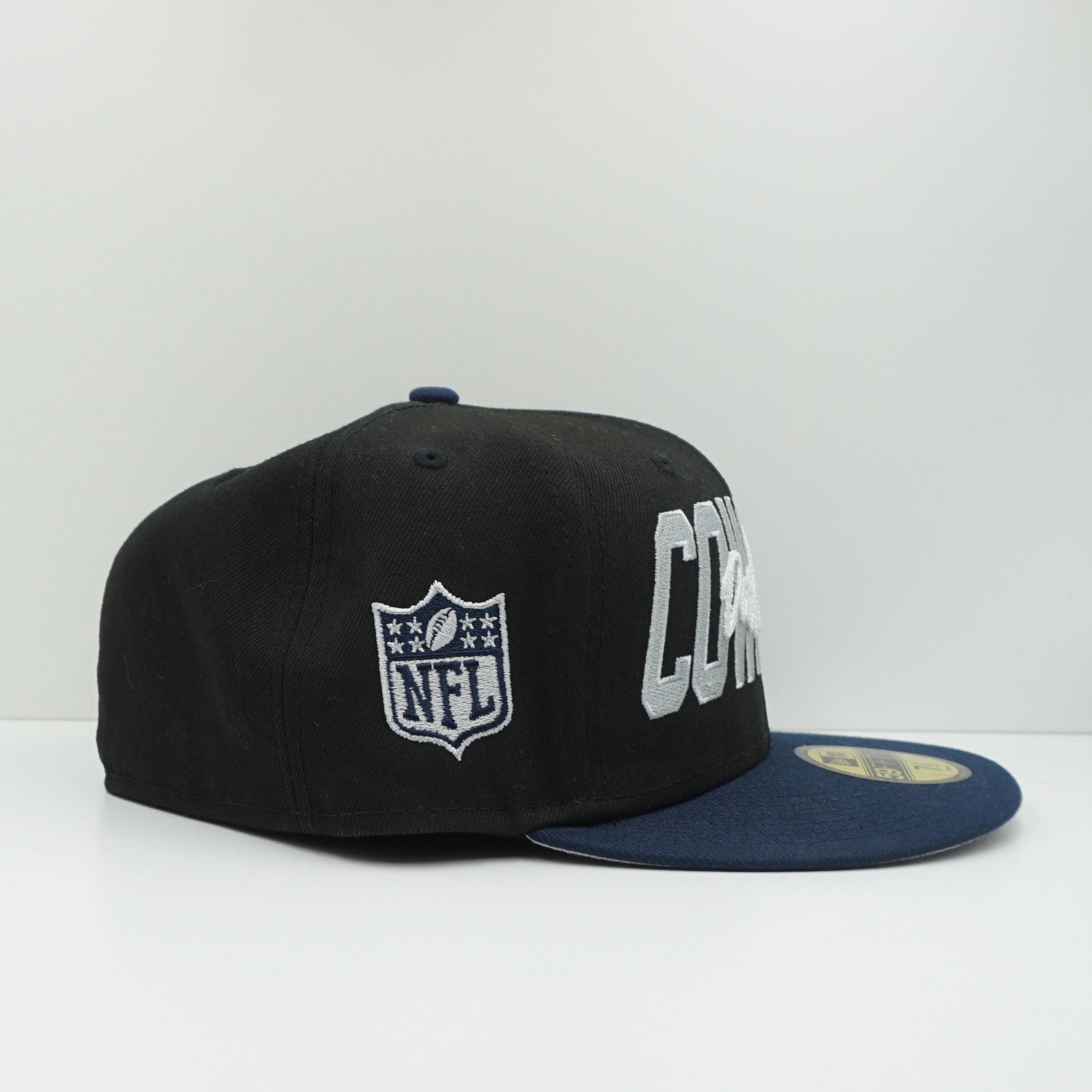 New Era Dallas Cowboys Black/Navy Fitted Cap