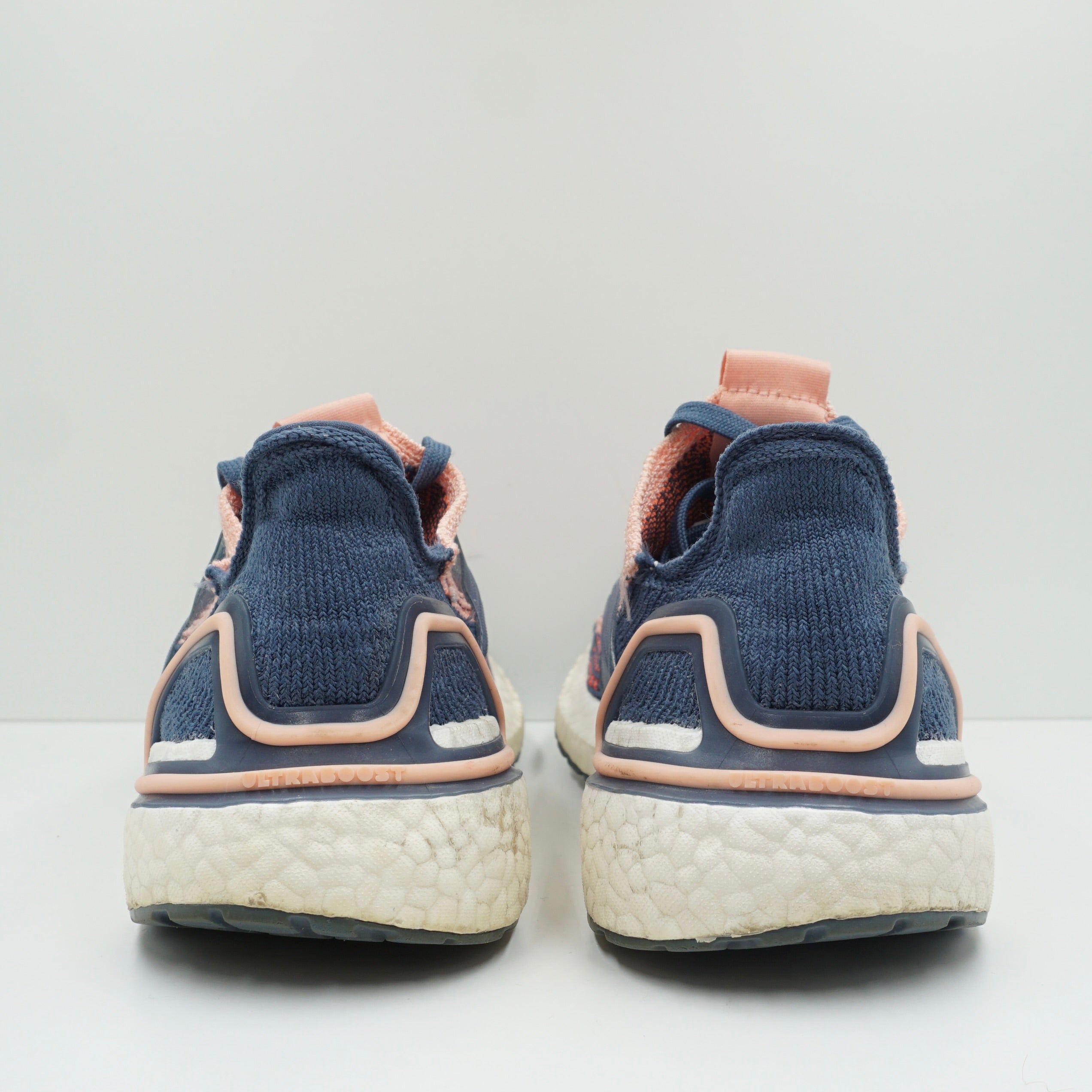 Adidas UltraBoost 19 Glow Pink (W)
