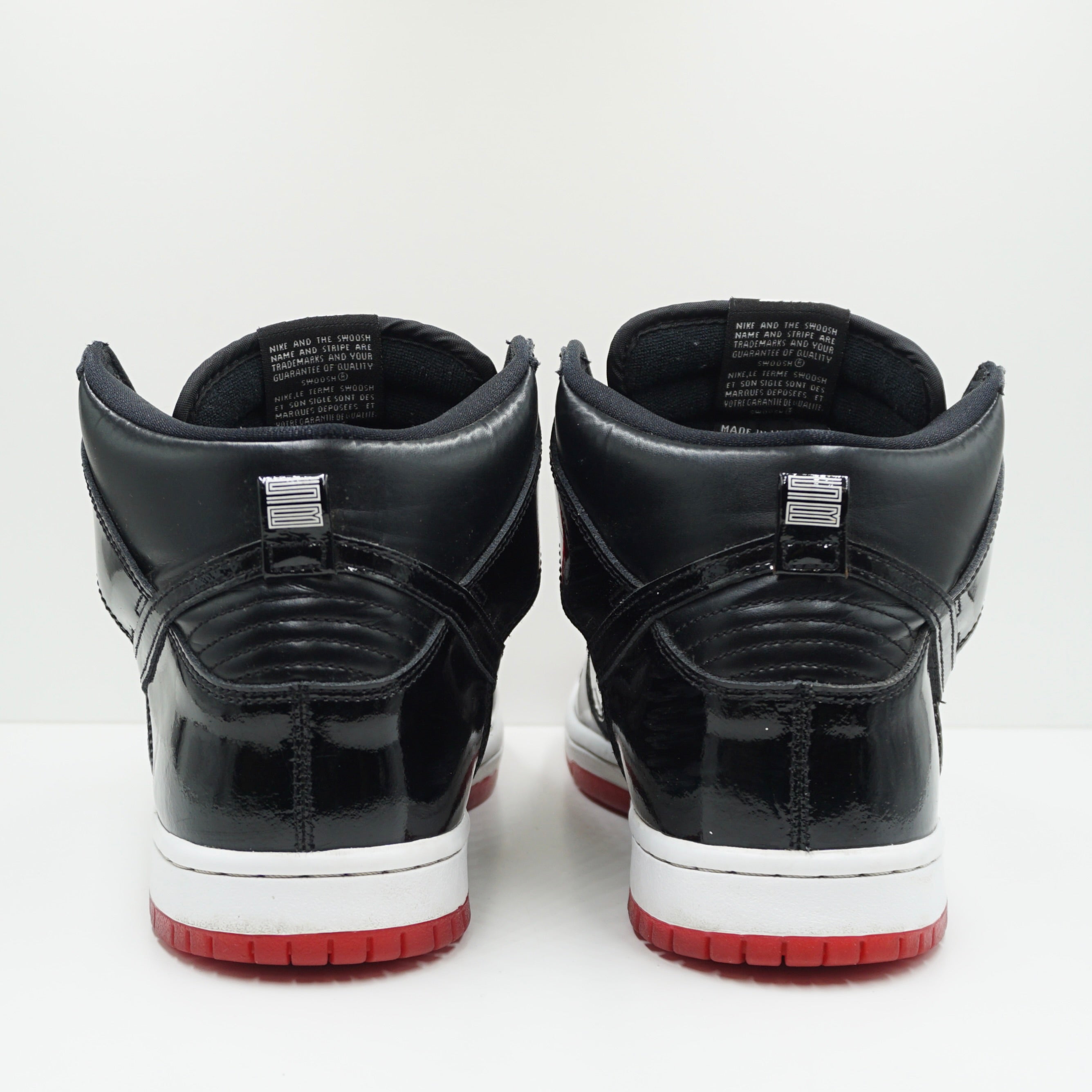 Nike SB Dunk High Bred