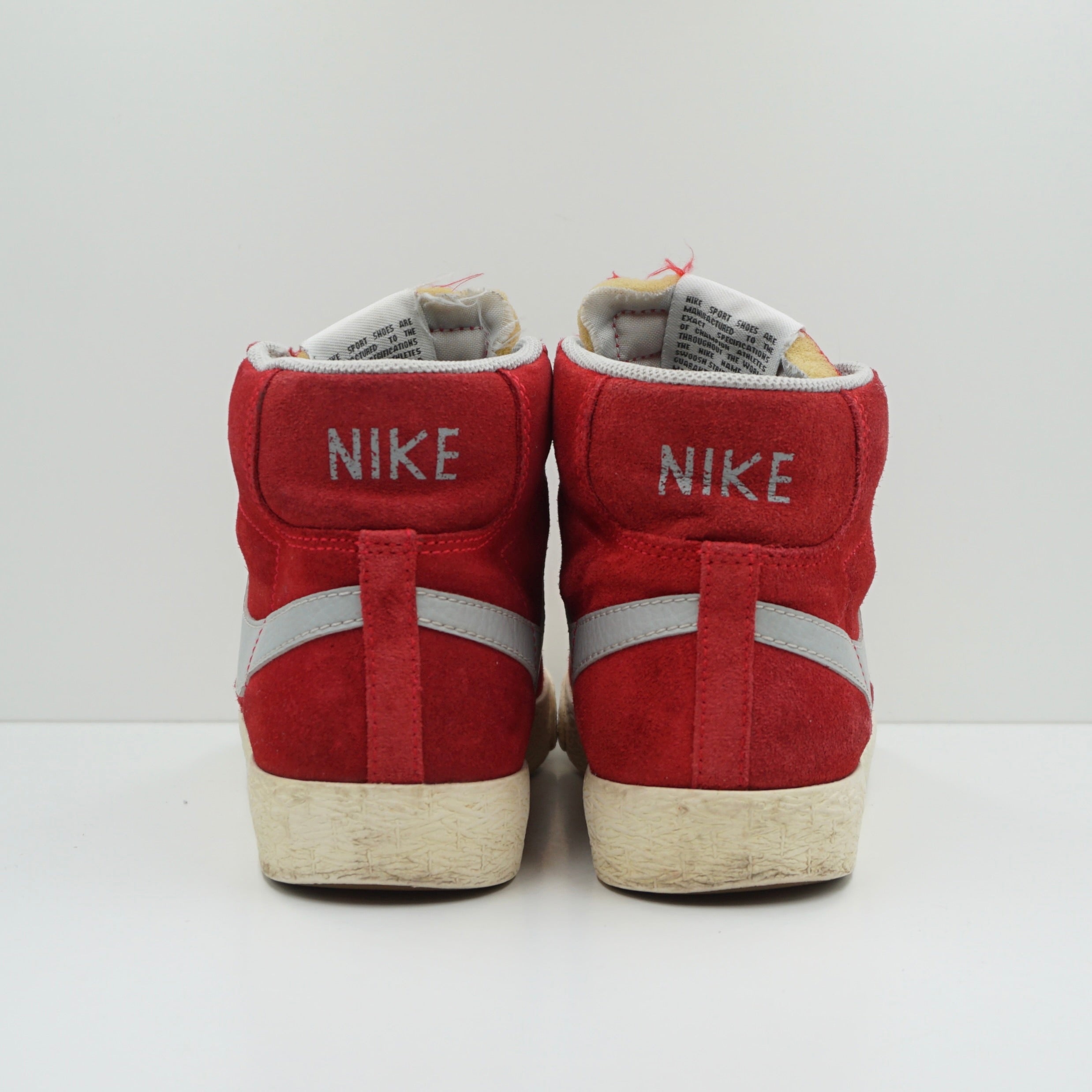 Nike Blazer Mid PRM VNTG Hyper Red Strata Grey