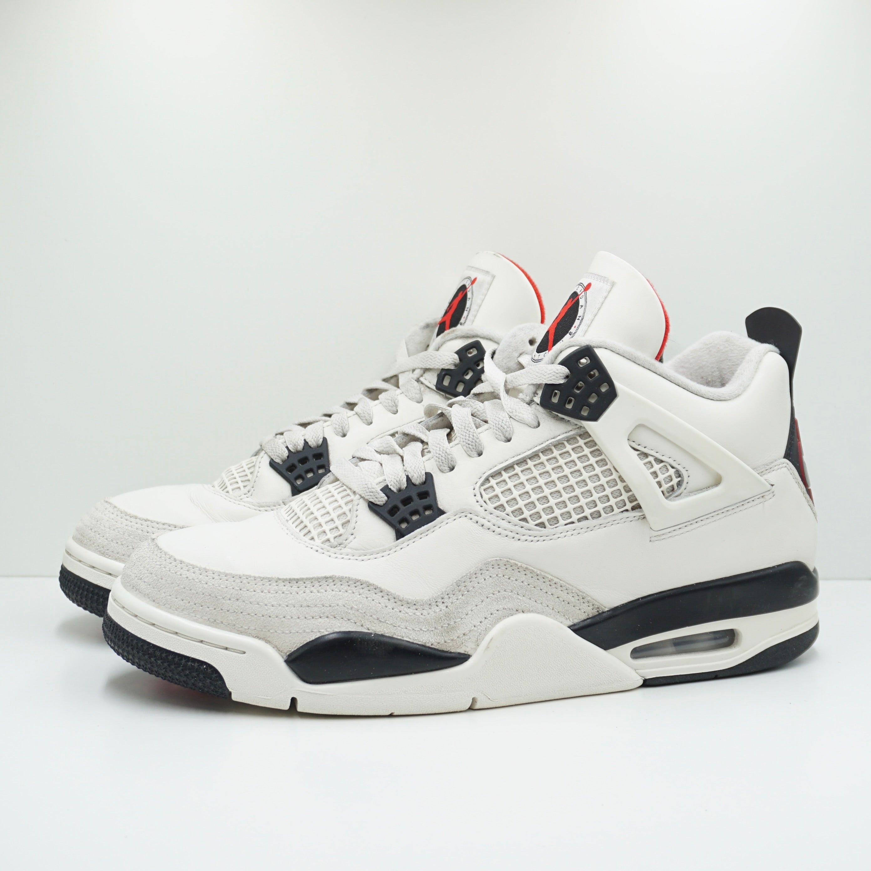 Jordan 4 Retro Flight Club