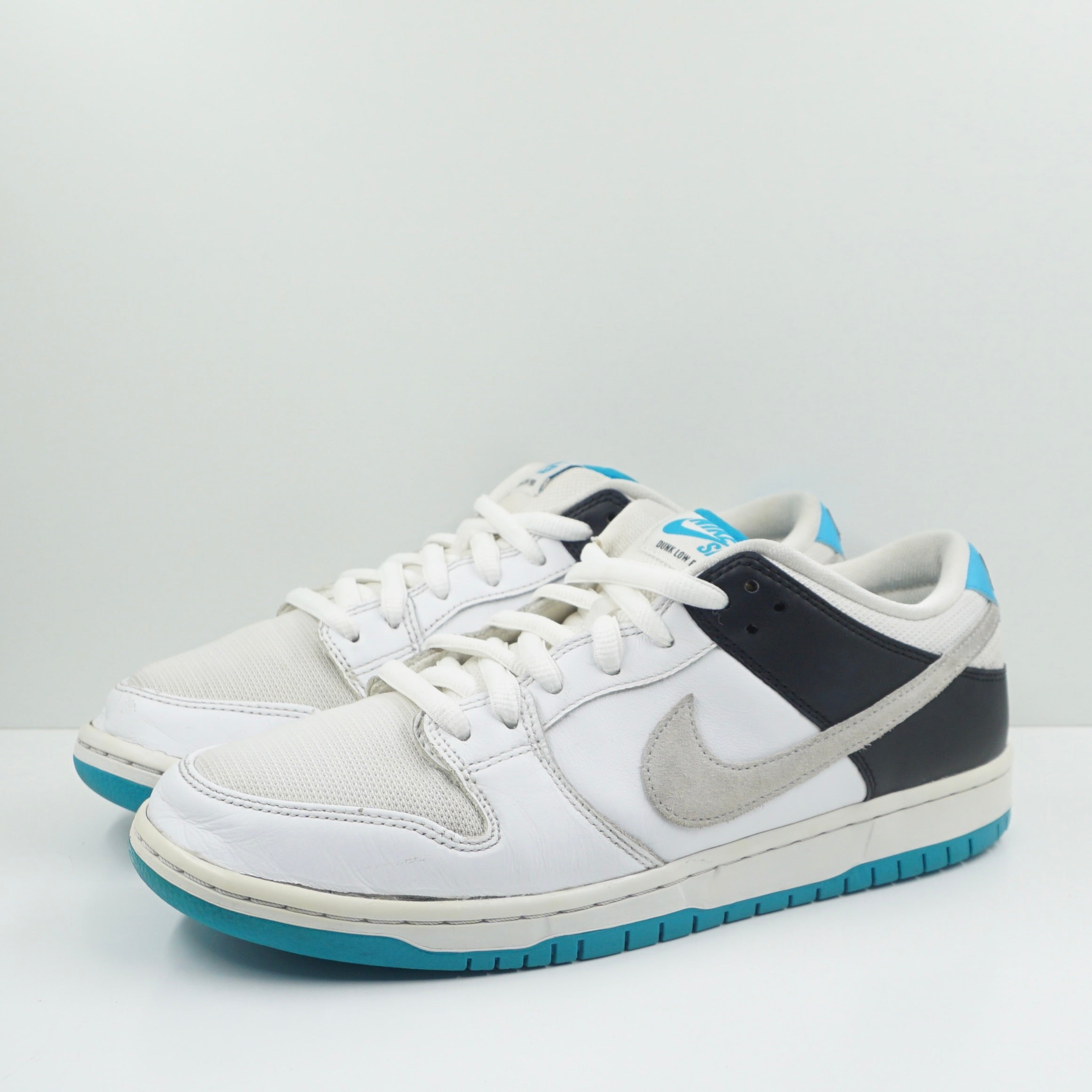 Nike SB Dunk Low Laser Blue