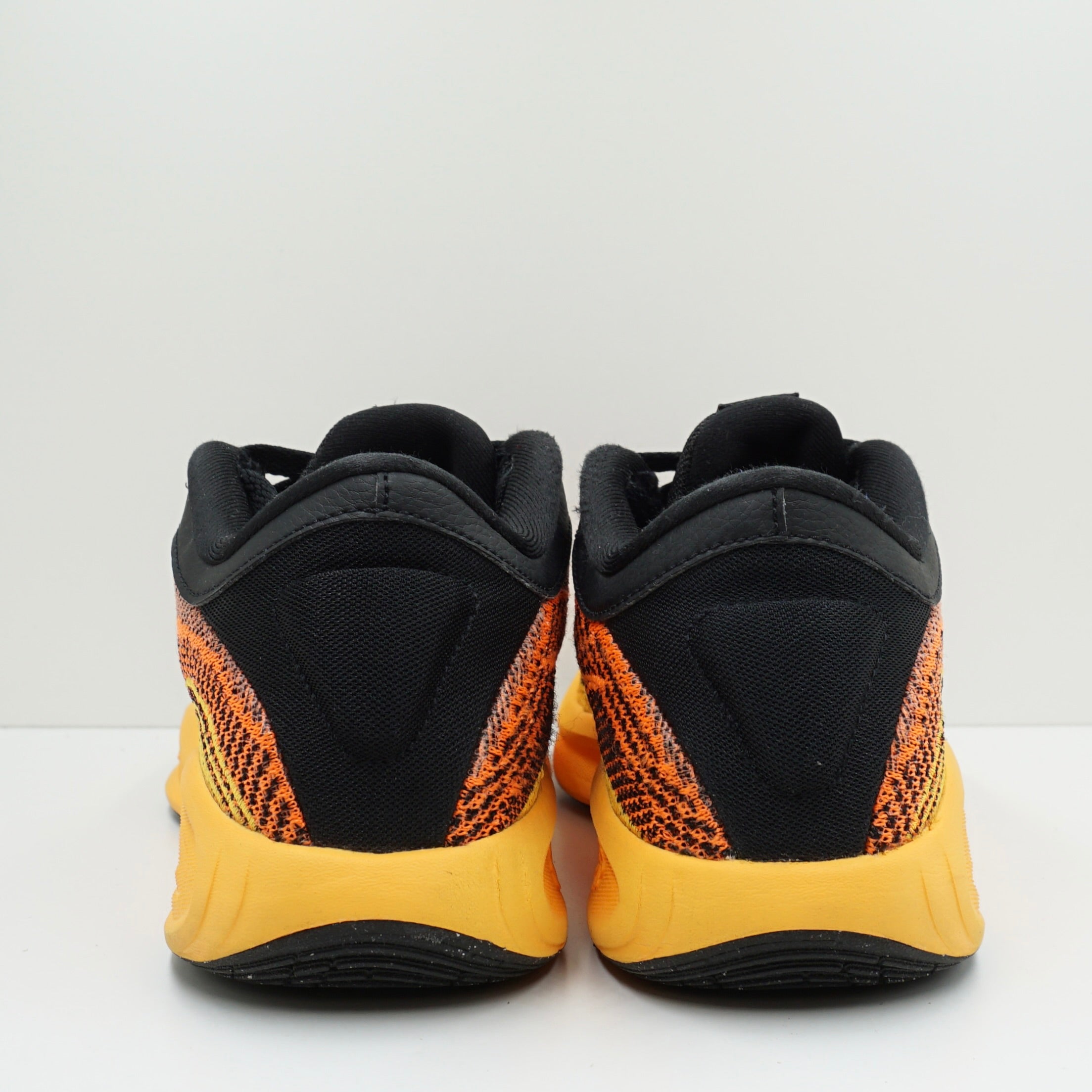 Nike G.T. Hustle Academy Orange