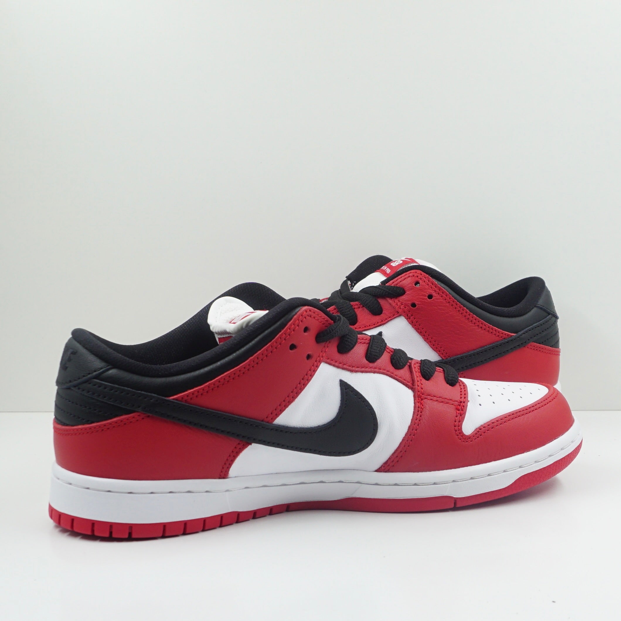 Nike SB Dunk Low Pro J-Pack Chicago
