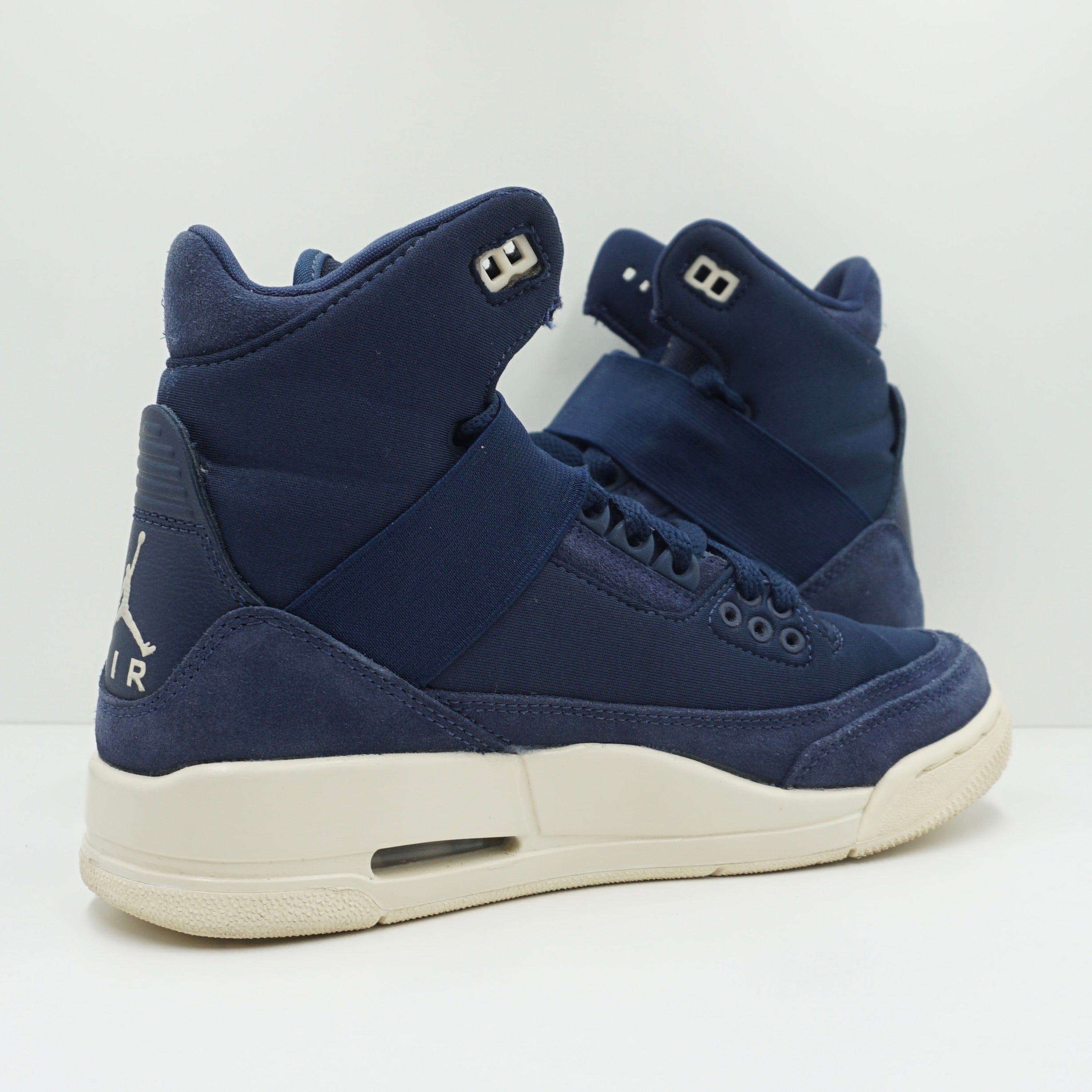 Jordan 3 Retro Explorer XX Midnight Navy Light Cream (W)
