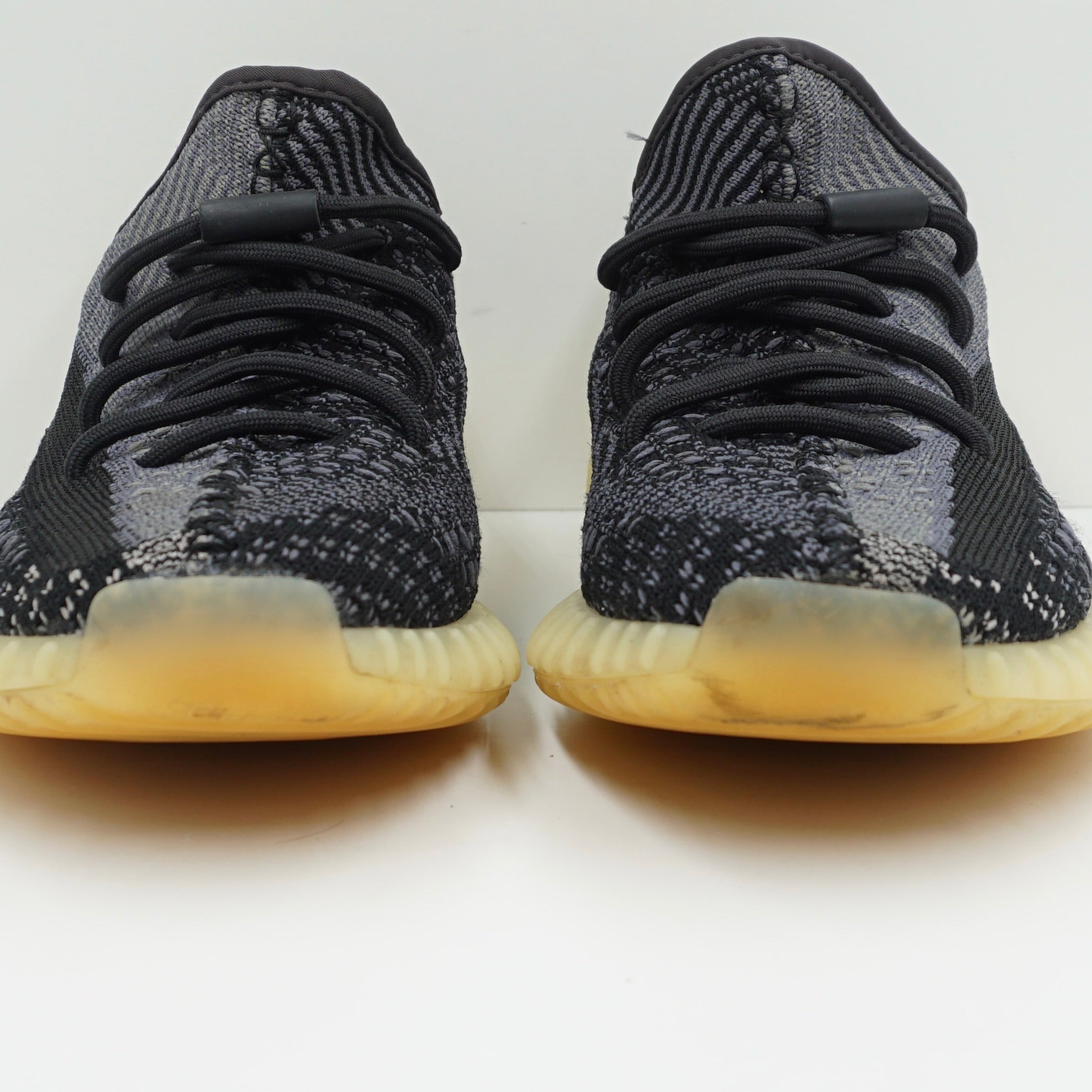 Adidas Yeezy Boost 350 V2 Carbon