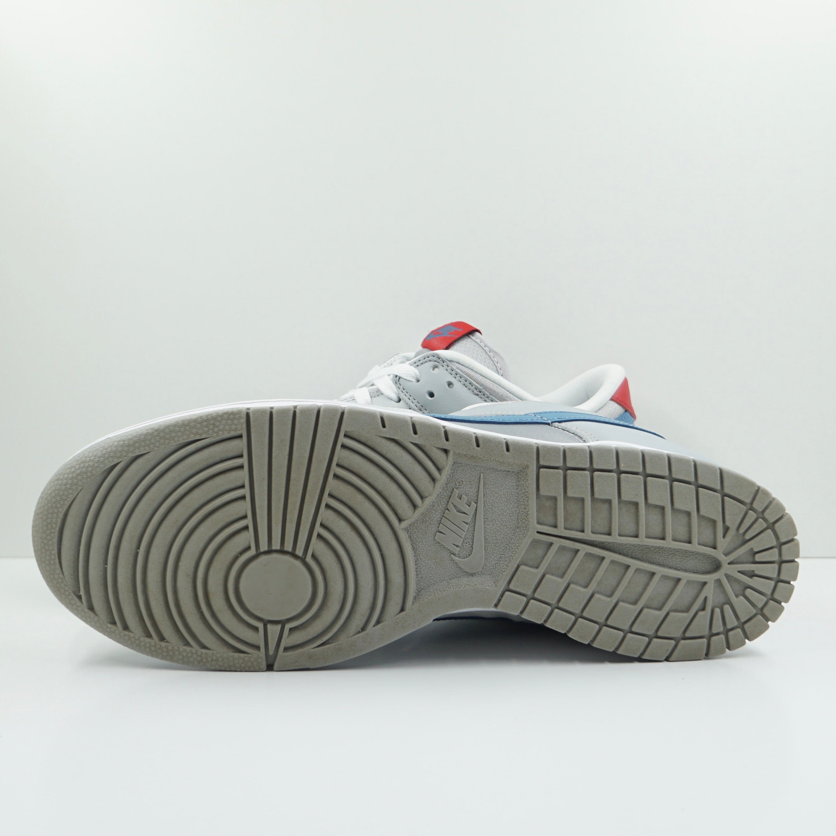 Nike Dunk Low Silver Surfer (2024)