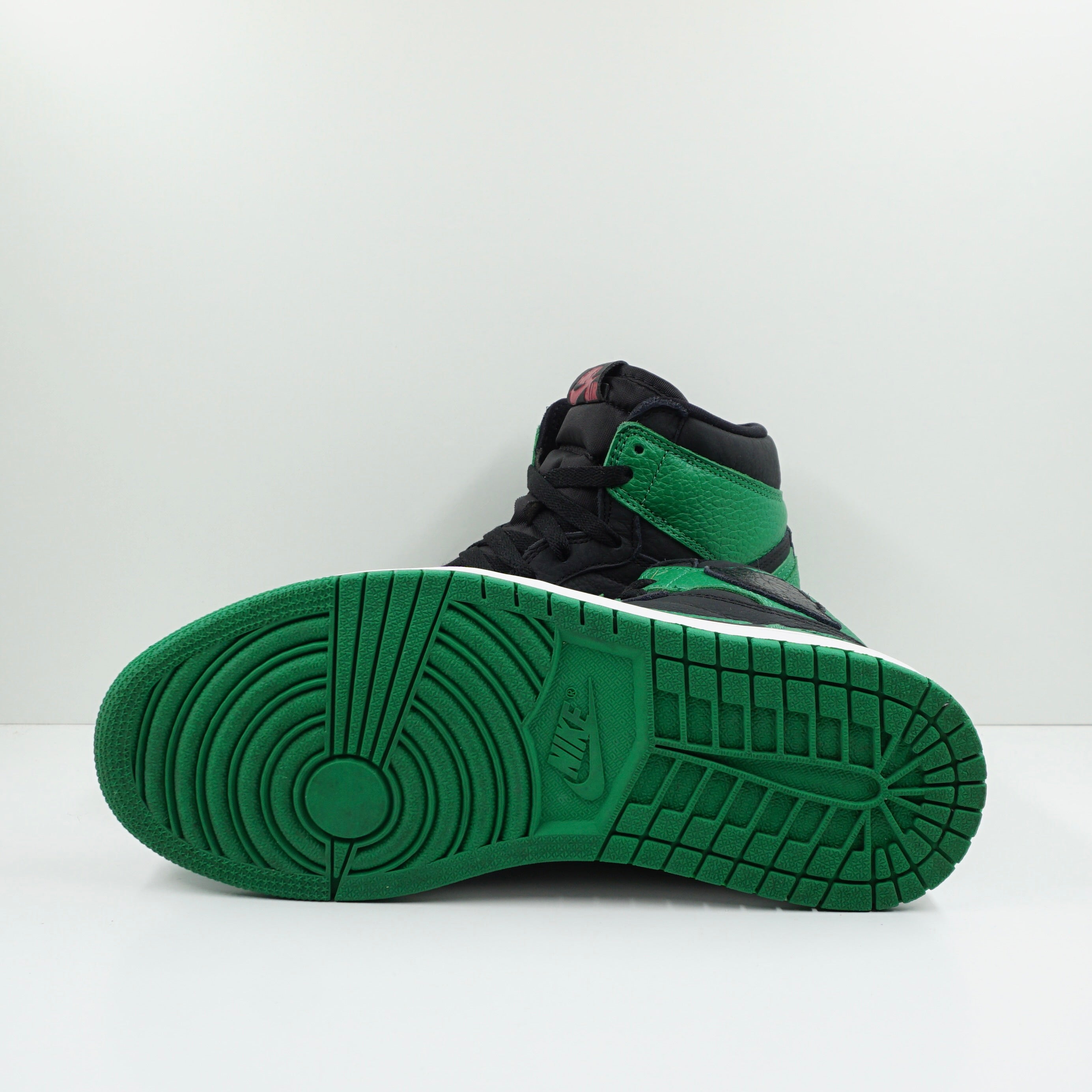Jordan 1 Retro High Pine Green Black