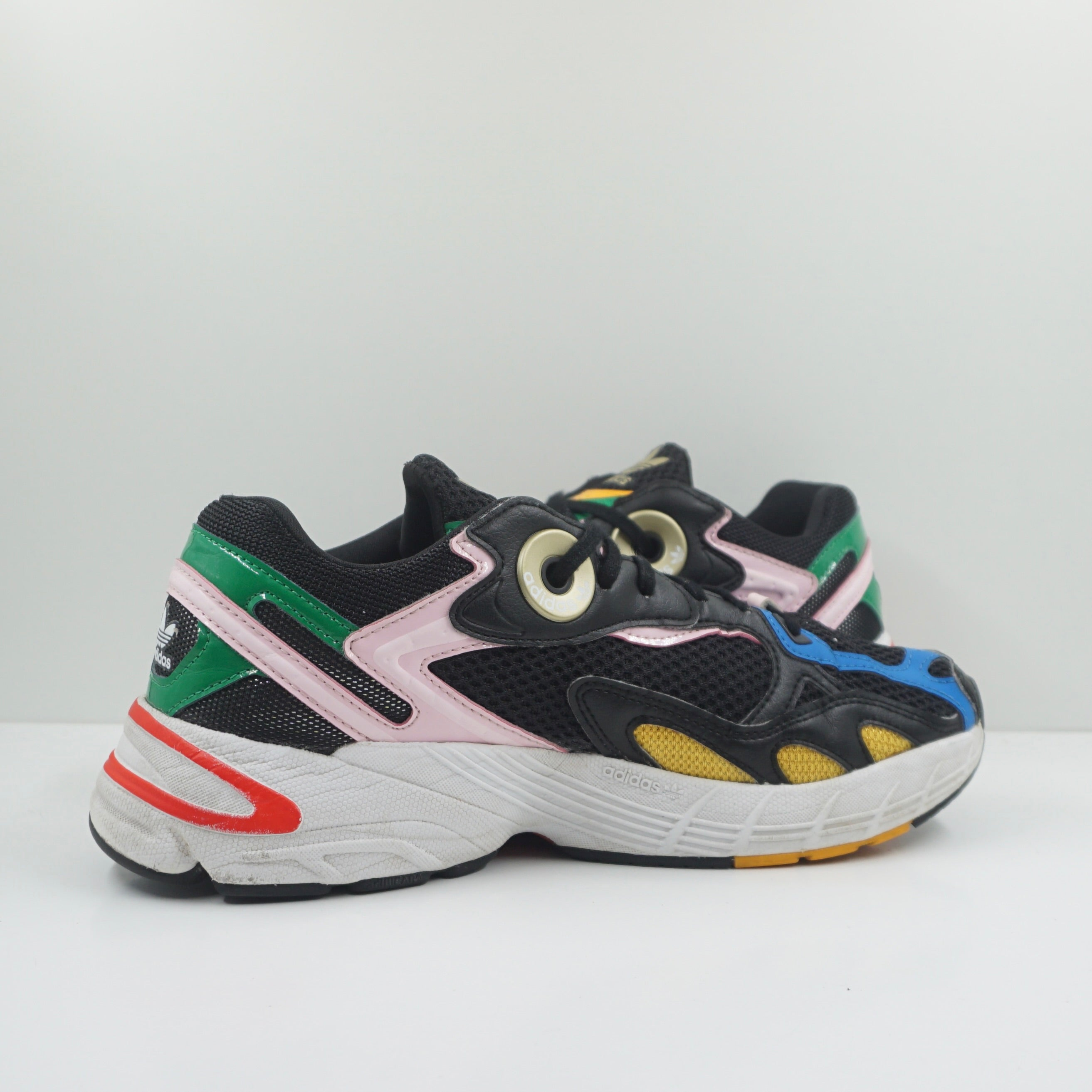 Adidas Astir Rich Mnisi (W)