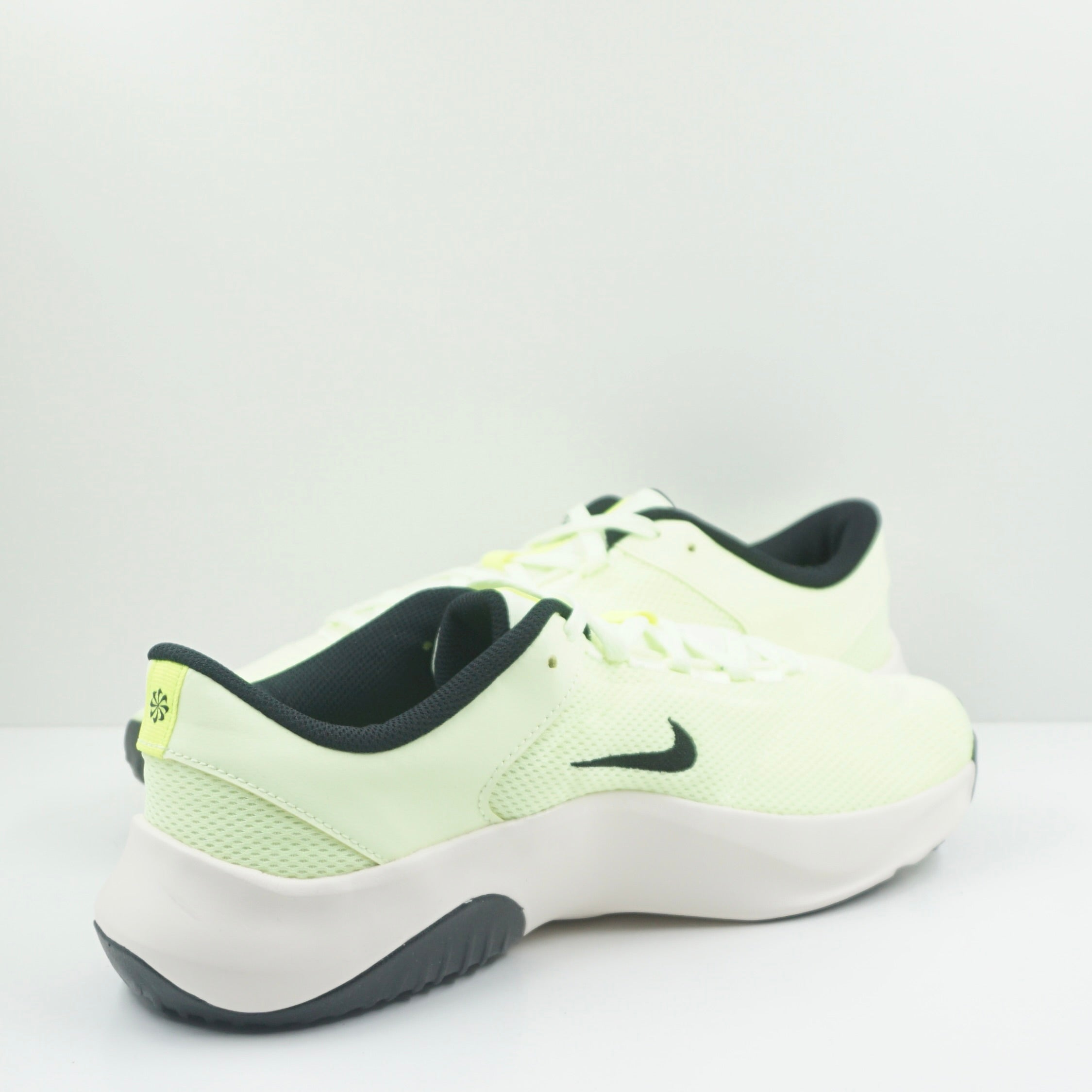 Nike Legend Essential 3 Next Nature Barely Volt Phantom