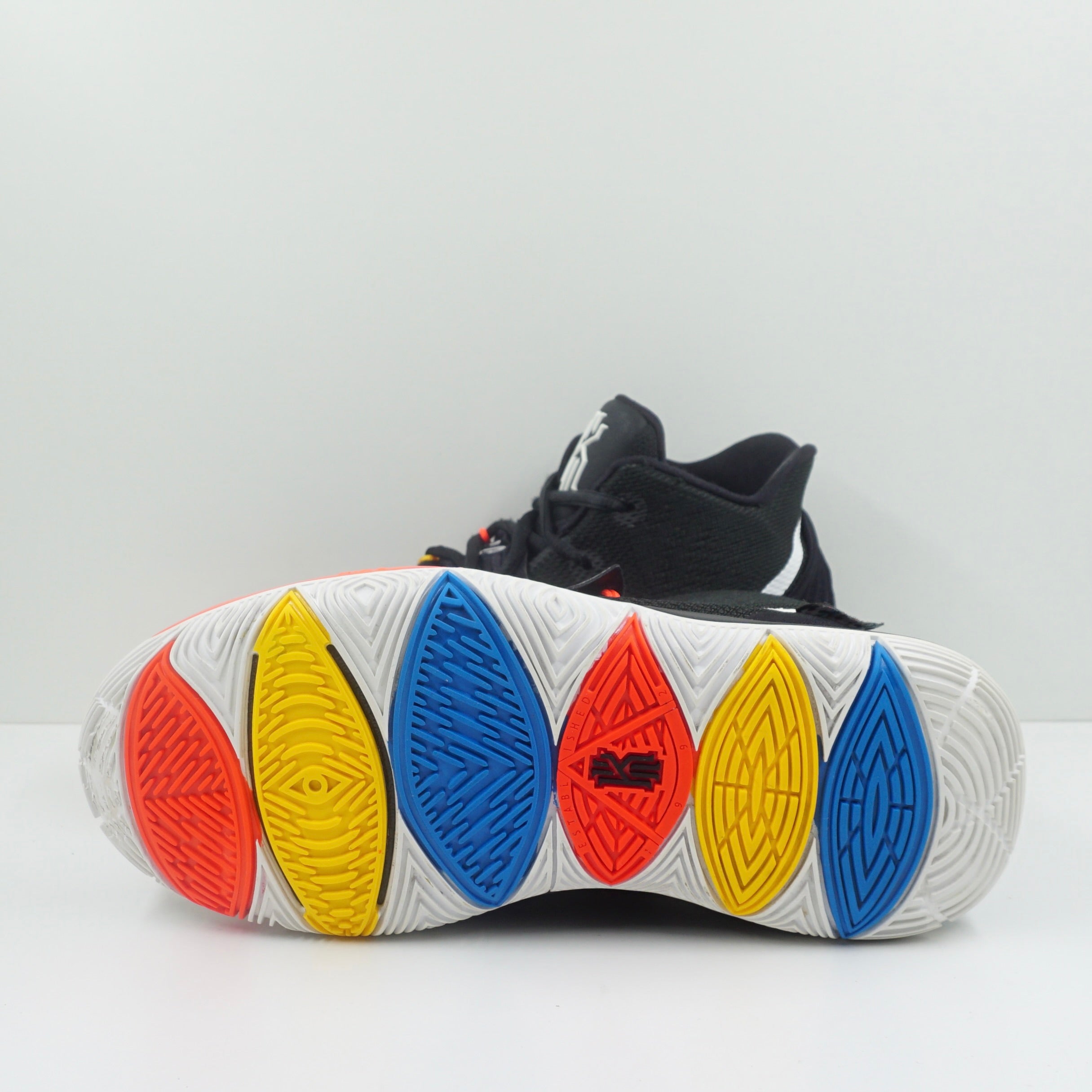 Nike Kyrie 5 Friends (GS)