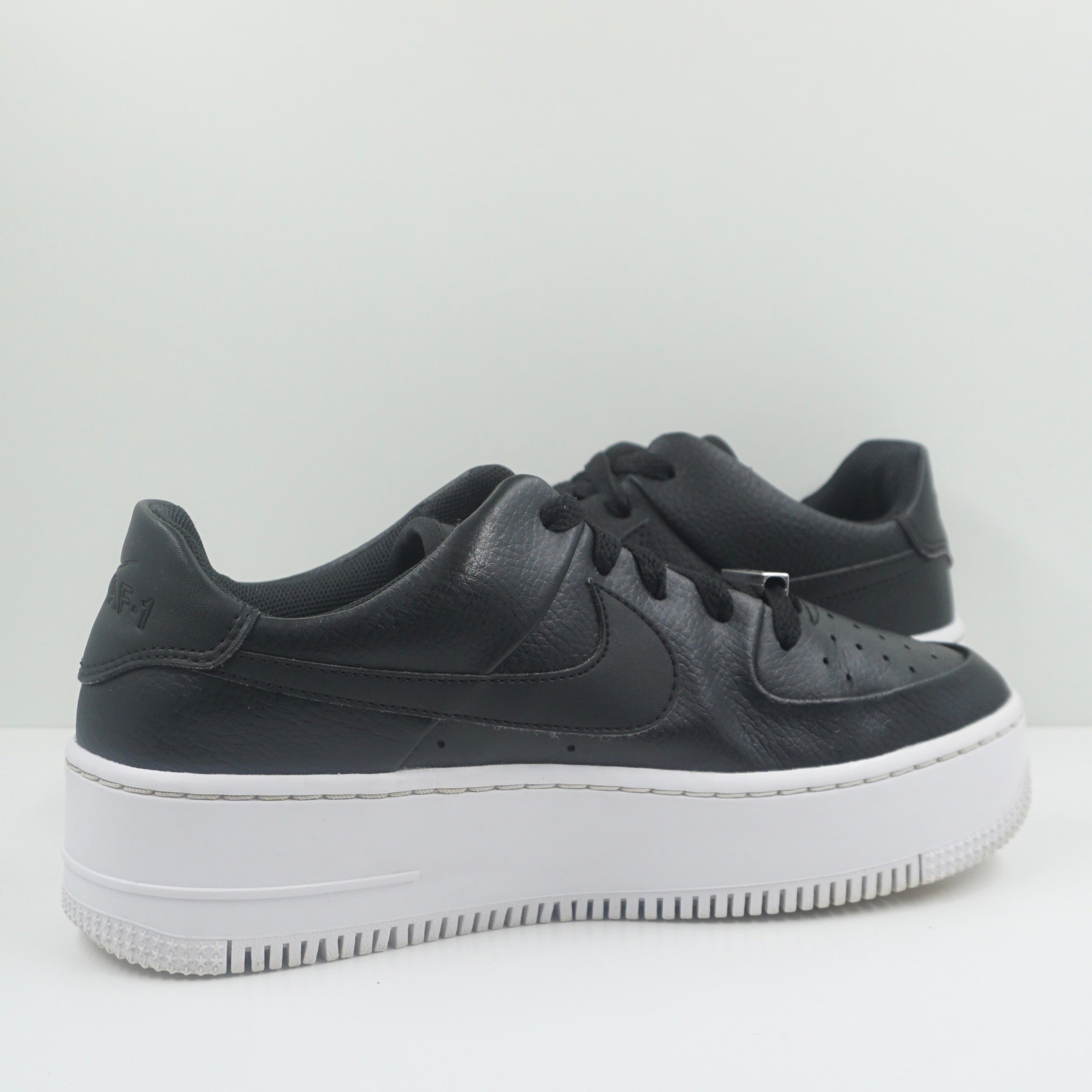 Nike Air Force 1 Sage Low Black White (W)