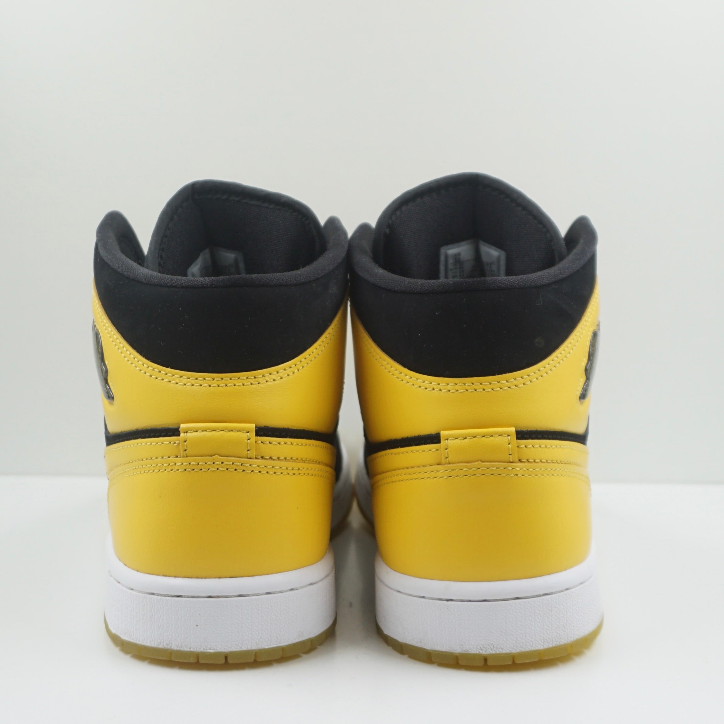 Jordan 1 Mid New Love (2025)