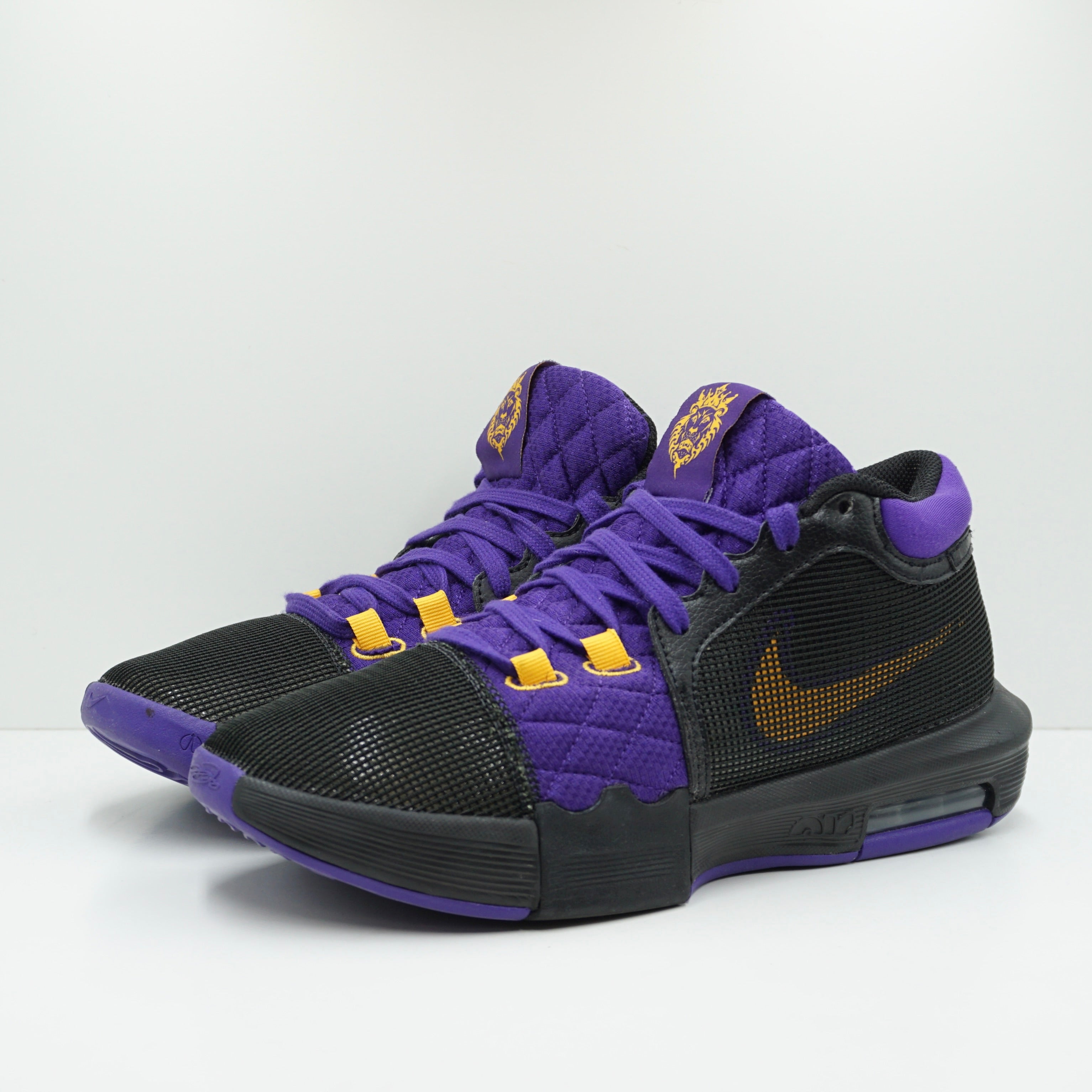 Nike LeBron Witness 8 Lakers