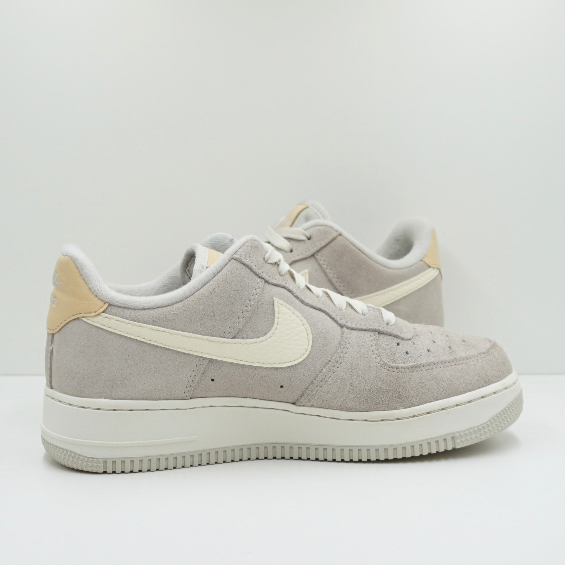 Nike Air Force 1 '07 Light Bone (W)