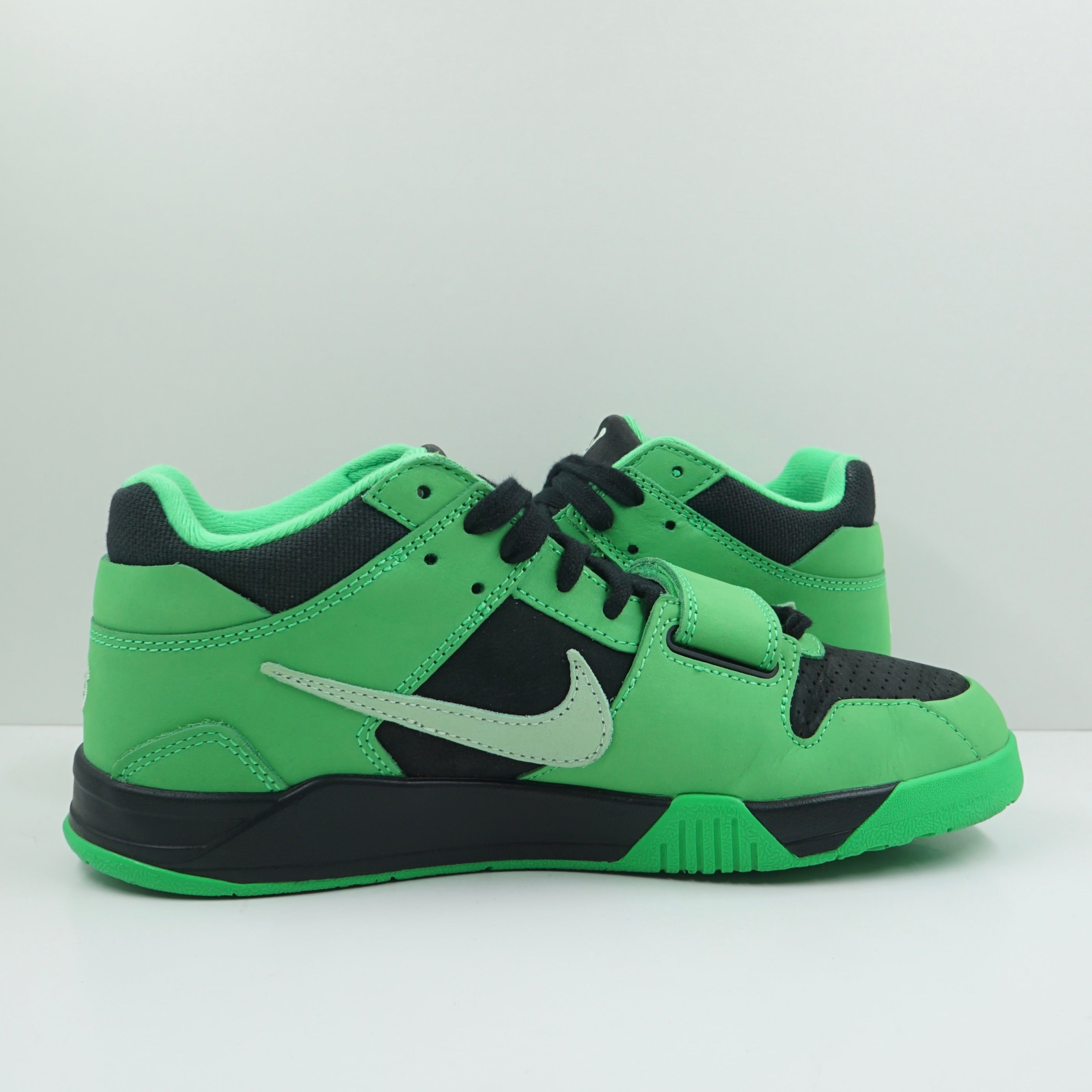Jordan CJ1 T-Rexx Travis Scott Green Spark