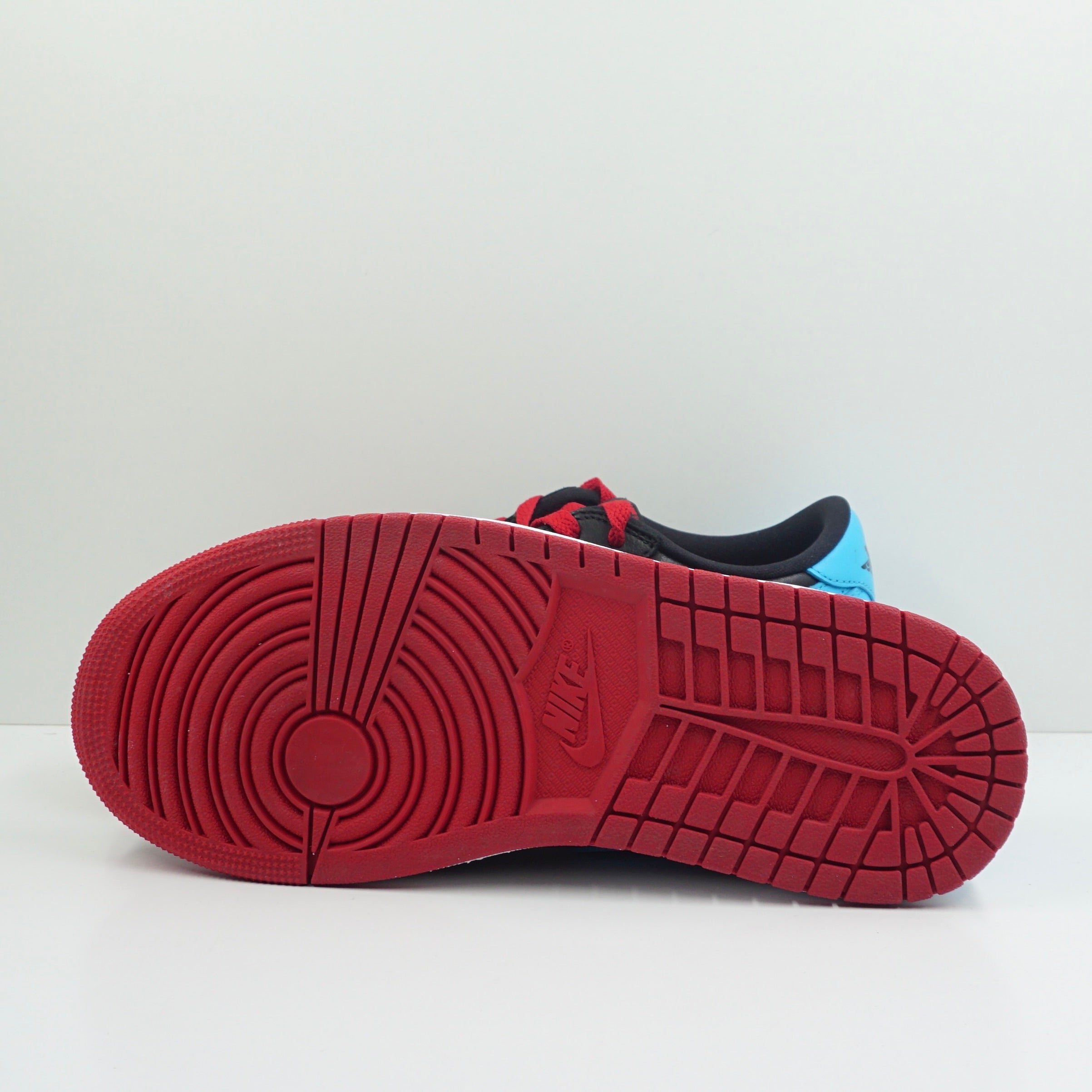Jordan 1 Retro Low OG NC to Chi (W)