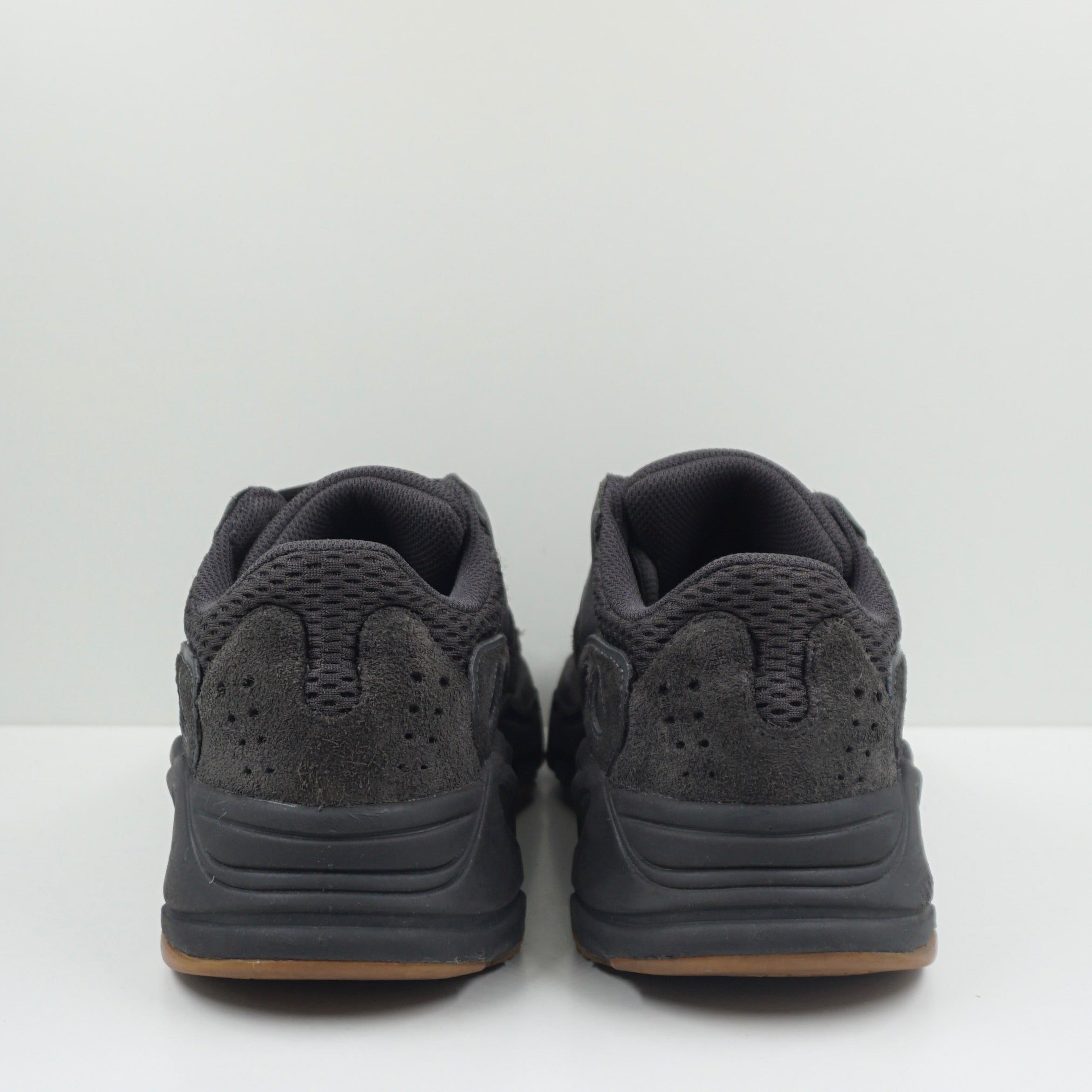 Adidas Yeezy Boost 700 Utility Black