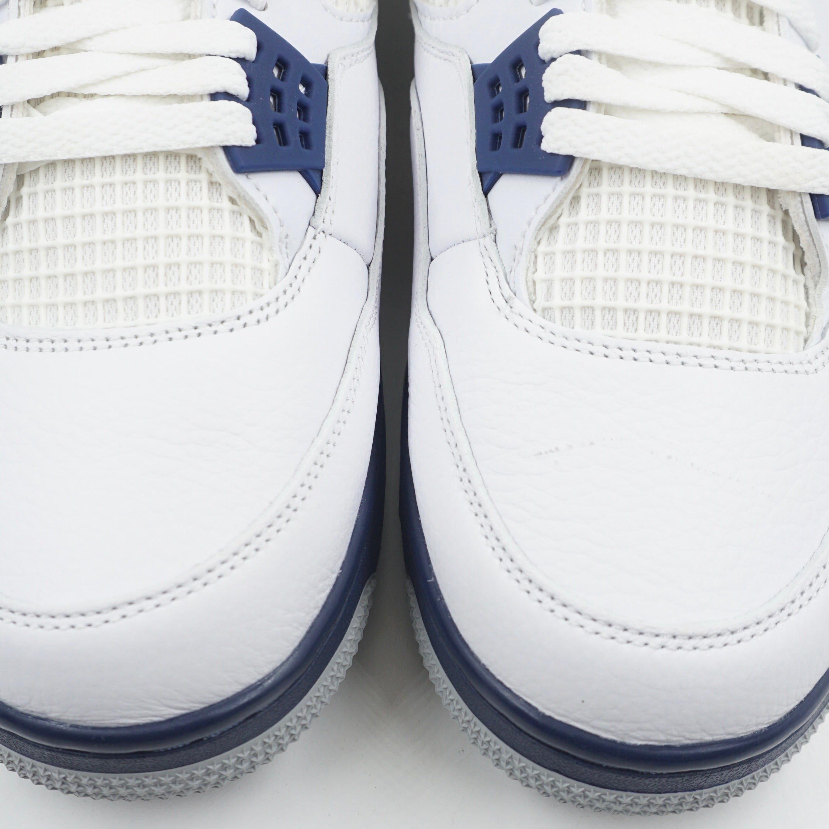 Jordan 4 Retro Midnight Navy