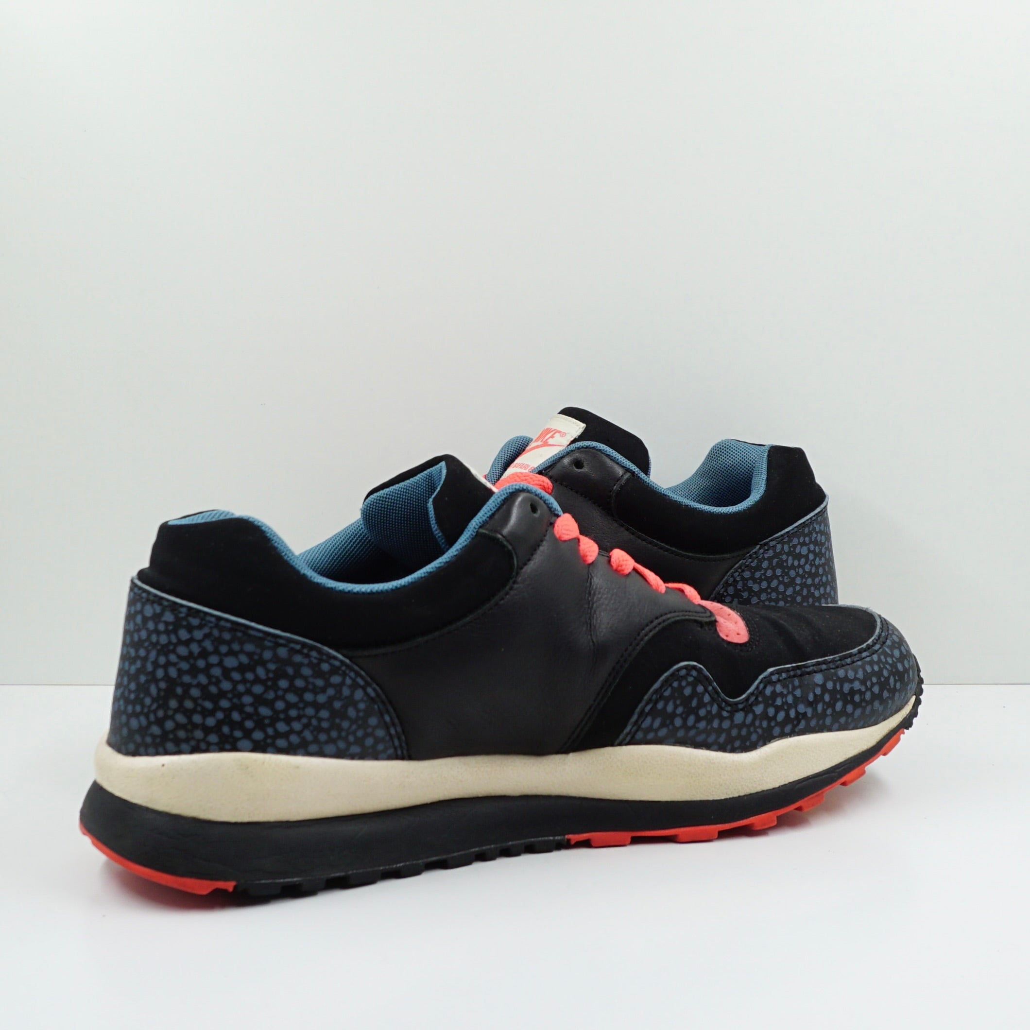 Nike Air Safari Supreme Alarming Night Fall