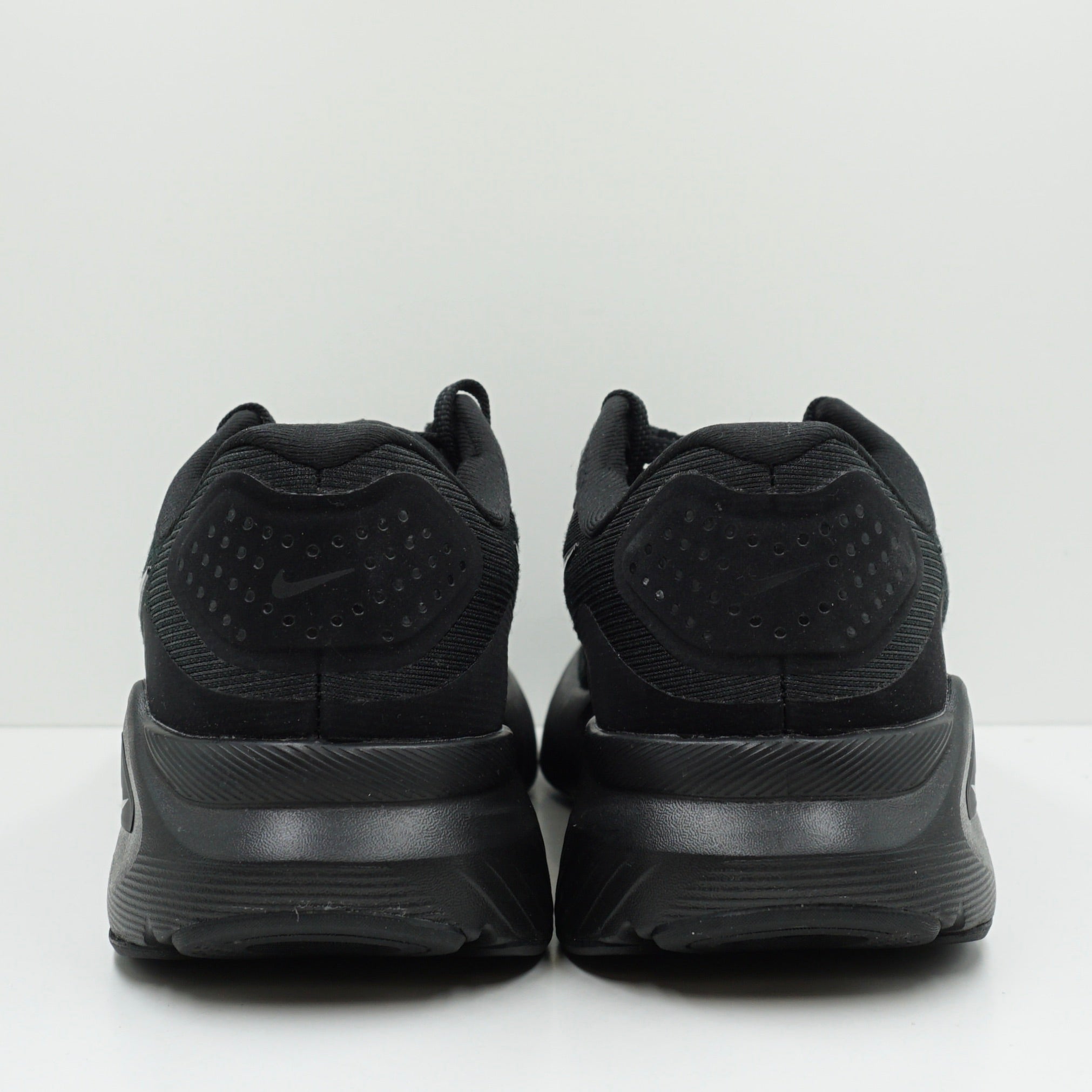 Nike Structure 26 Black (W)
