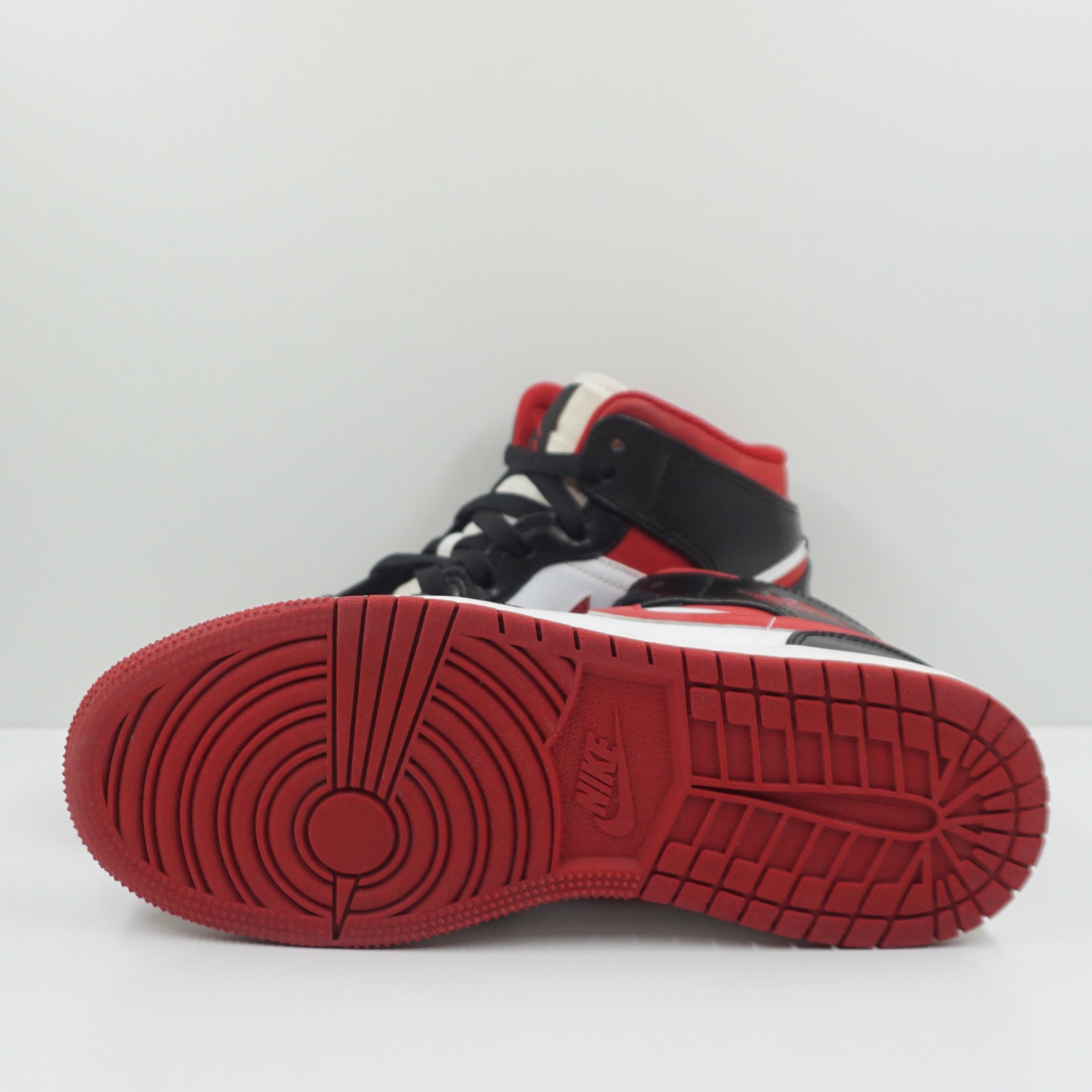 Jordan 1 Mid Gym Red Black White (GS)