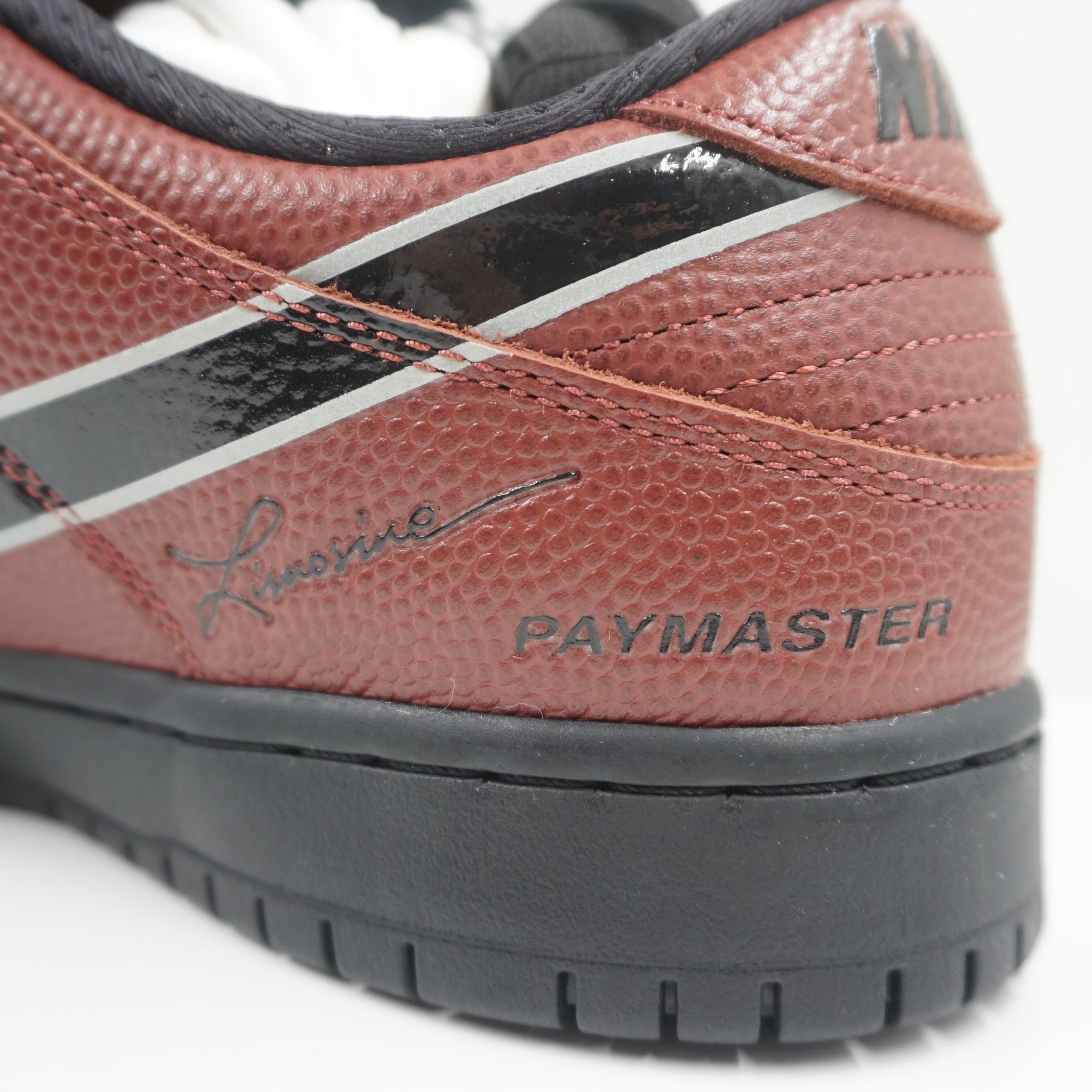 Nike SB Dunk Low Limosine Skateboards