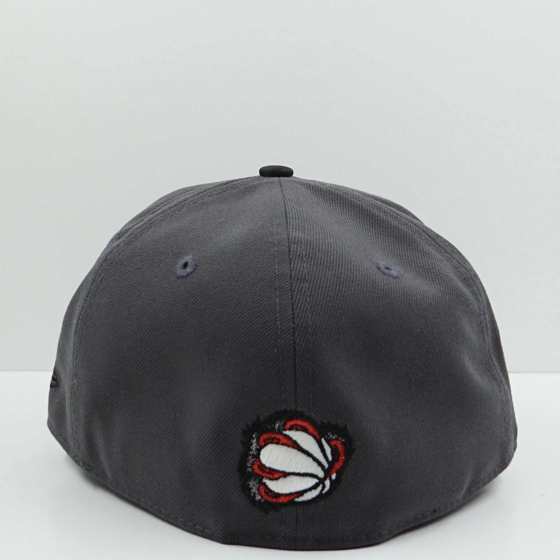 New Era Hardwood Classics Memphis Grizzlies 1995-2024 Grey Fitted Cap
