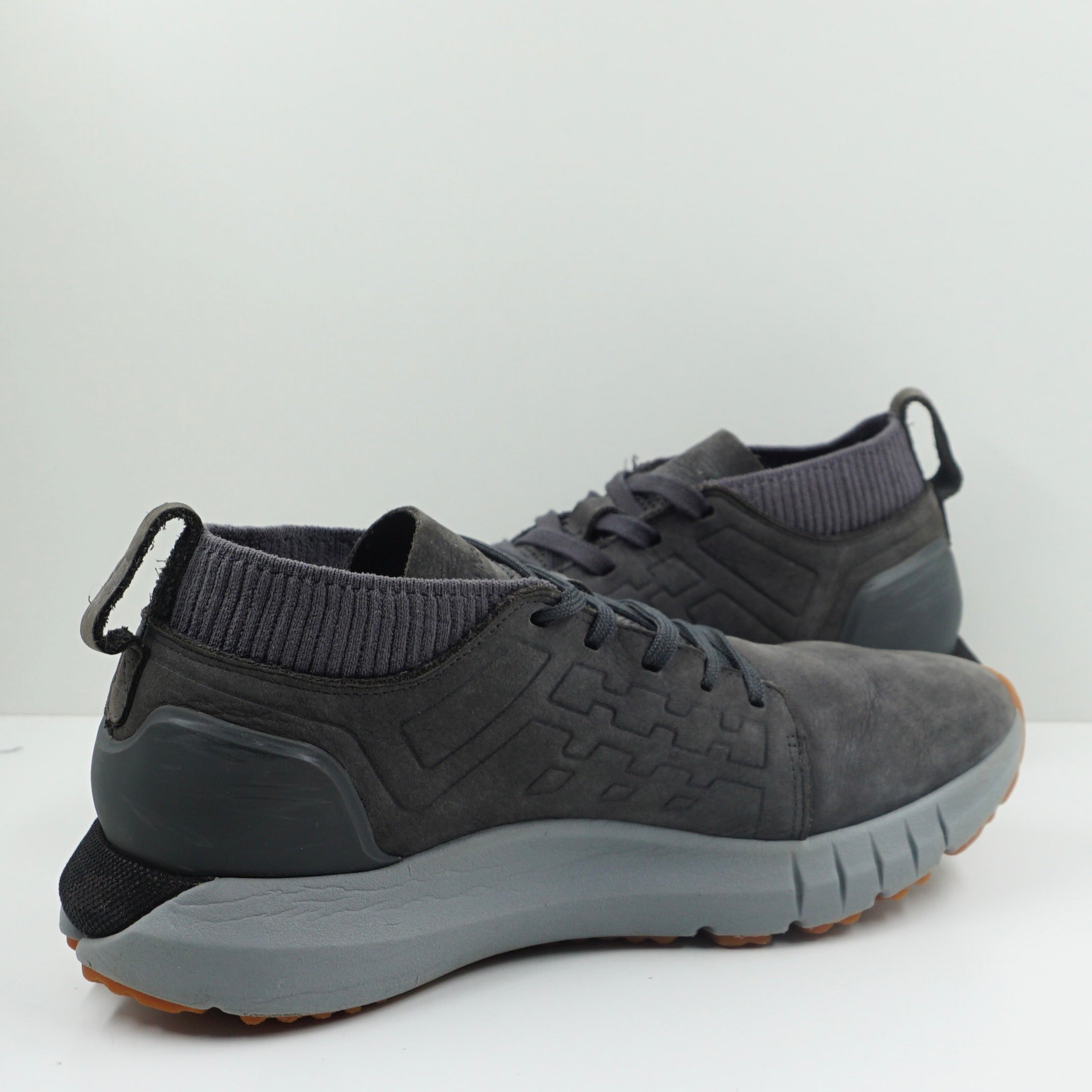 Under Armour Hovr Mid Prm Sample