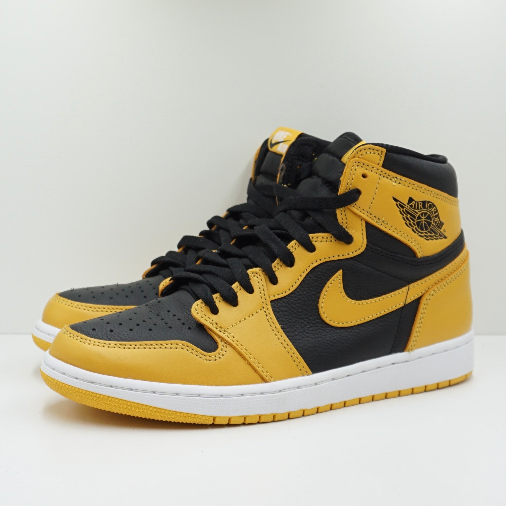 Jordan 1 Retro High Pollen